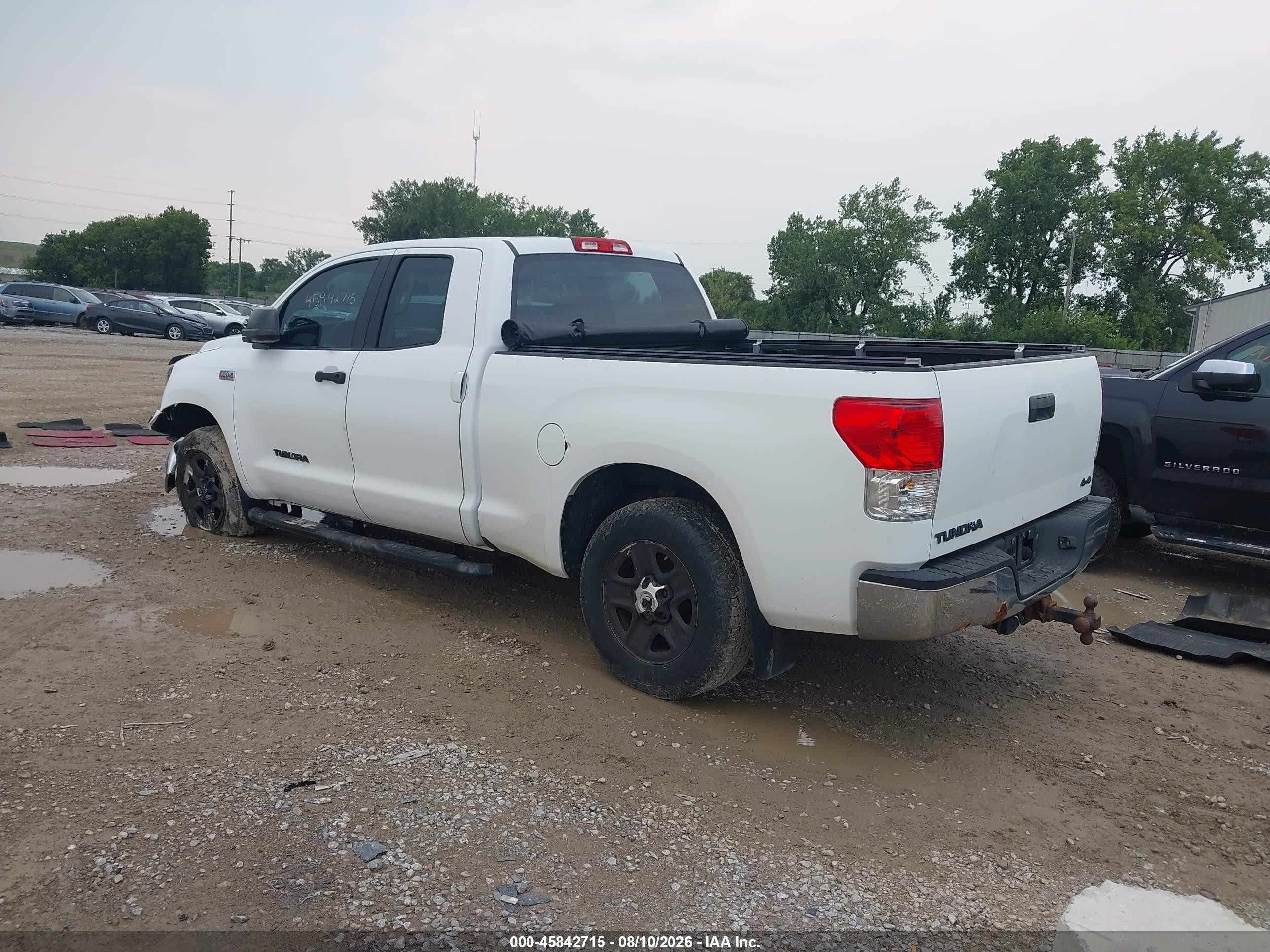 2010 Toyota Tundra Grade 5.7l V8 White vin: 5TFUW5F18AX094778