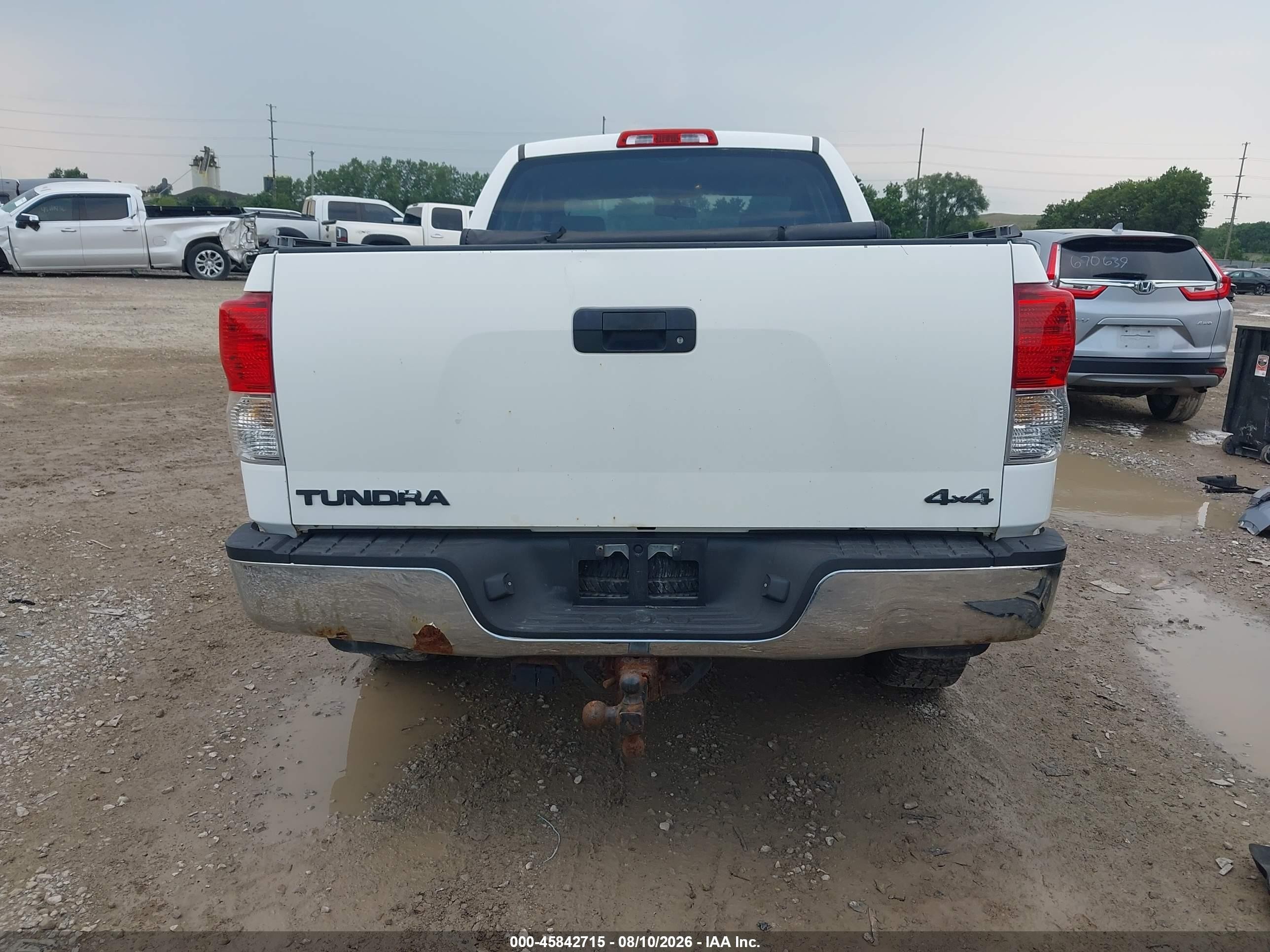 2010 Toyota Tundra Grade 5.7l V8 White vin: 5TFUW5F18AX094778