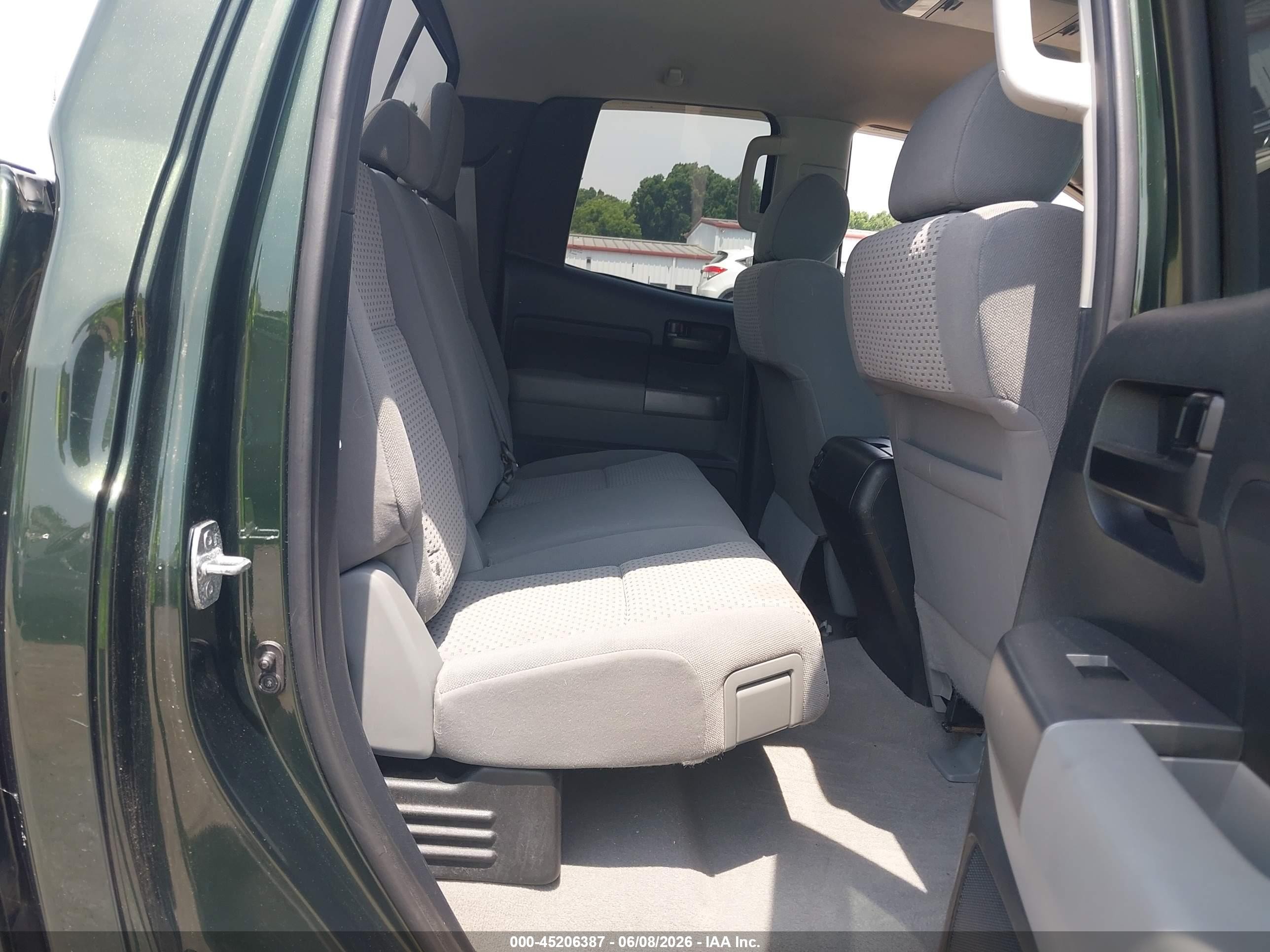 2011 Toyota Tundra Grade 5.7l V8 Green vin: 5TFUW5F18BX200714