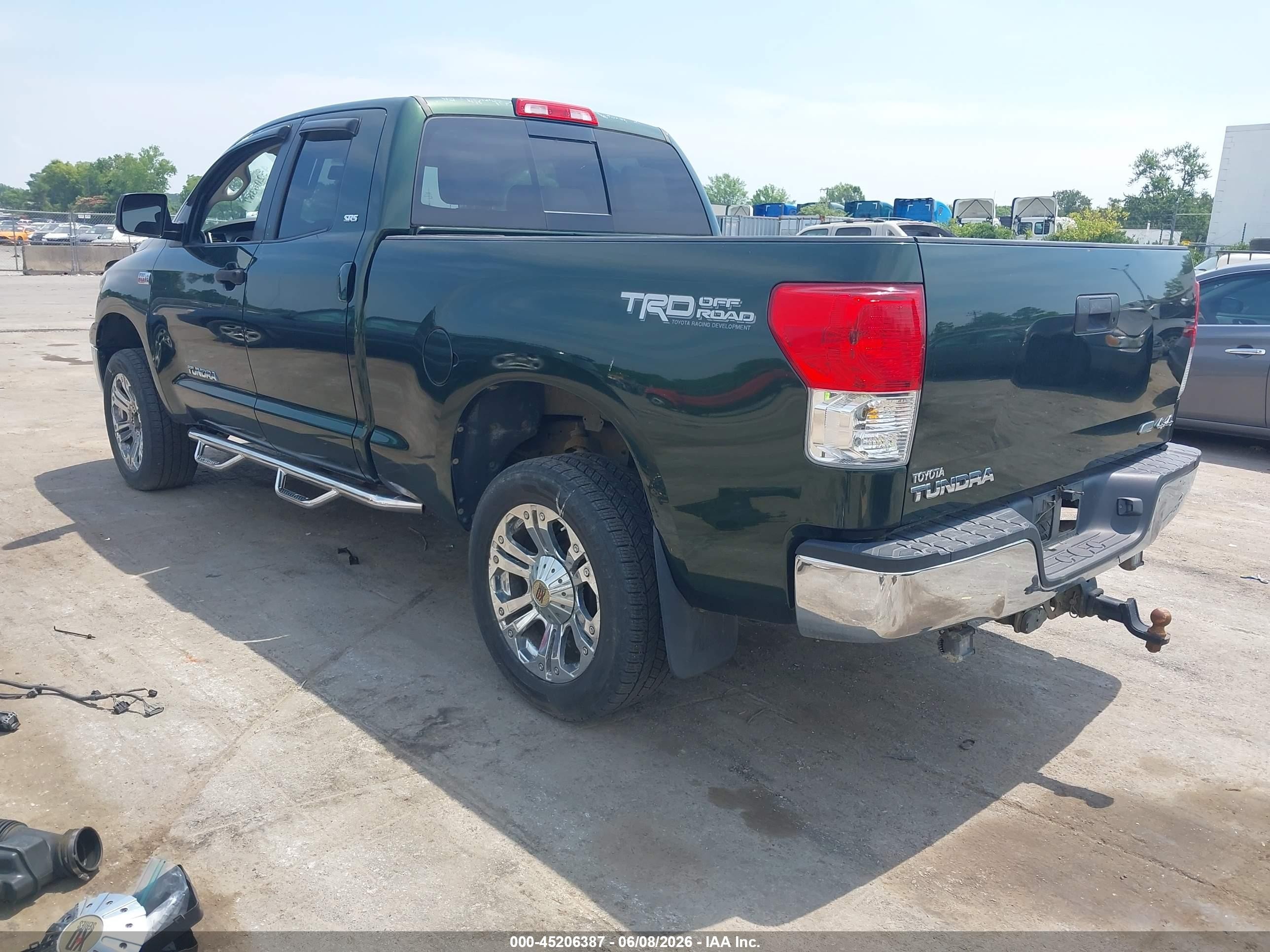 2011 Toyota Tundra Grade 5.7l V8 Green vin: 5TFUW5F18BX200714