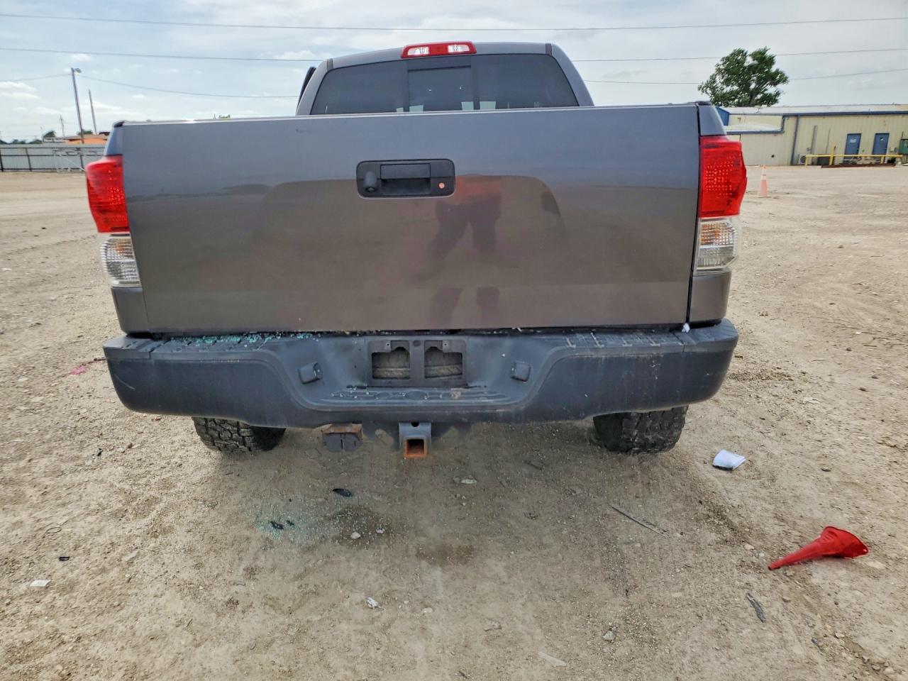2013 Toyota Tundra Double Cab Sr5 Gray vin: 5TFUW5F18DX282186