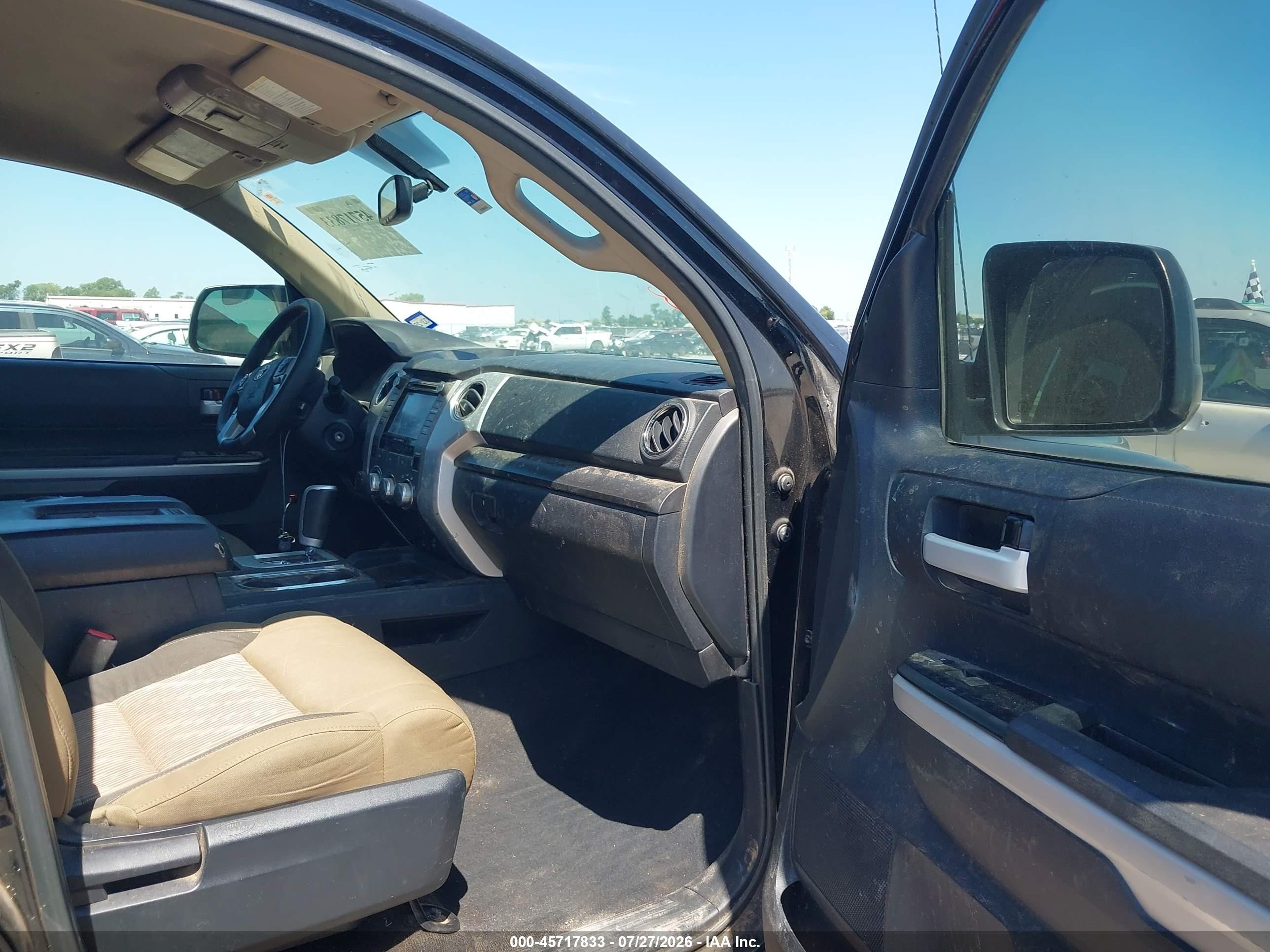 2014 Toyota Tundra Sr5 5.7l V8 Black vin: 5TFUW5F18EX340301
