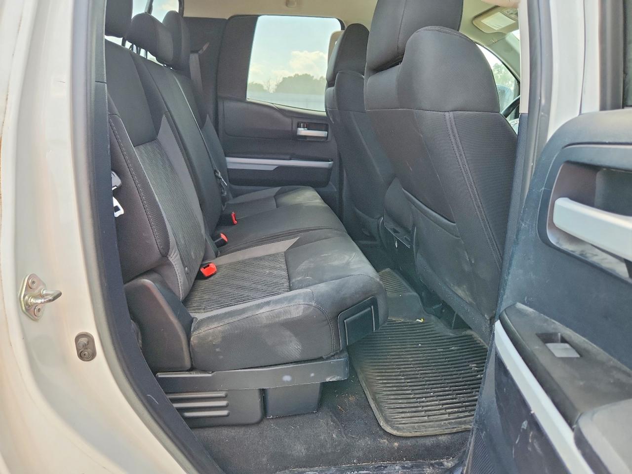 2014 Toyota Tundra Sr5 White vin: 5TFUW5F18EX356093