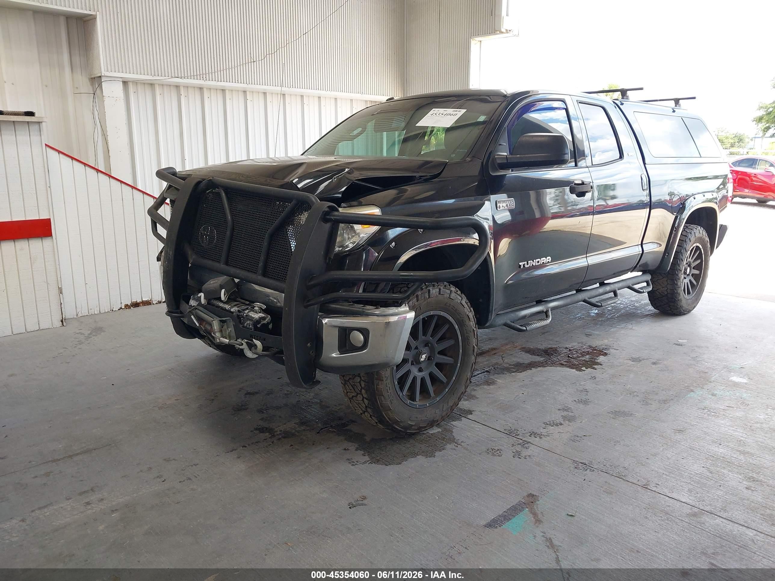 2014 Toyota Tundra Sr5 5.7l V8 Black vin: 5TFUW5F18EX409018