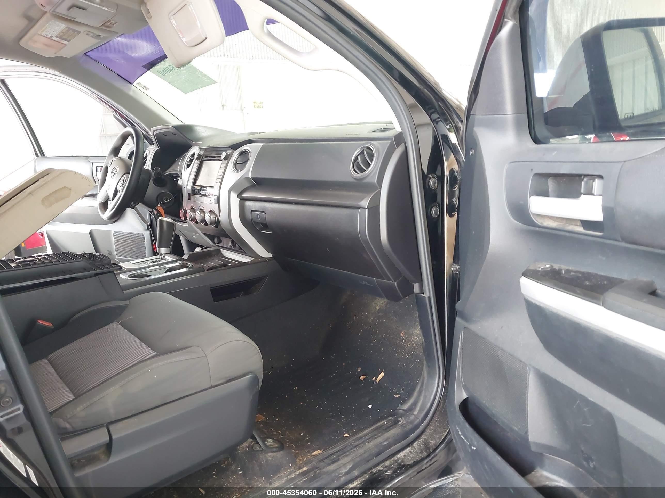 2014 Toyota Tundra Sr5 5.7l V8 Black vin: 5TFUW5F18EX409018