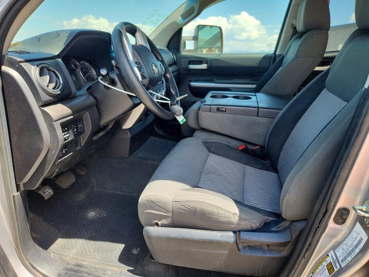 2015 Toyota Tundra Sr5 Silver vin: 5TFUW5F18FX461153