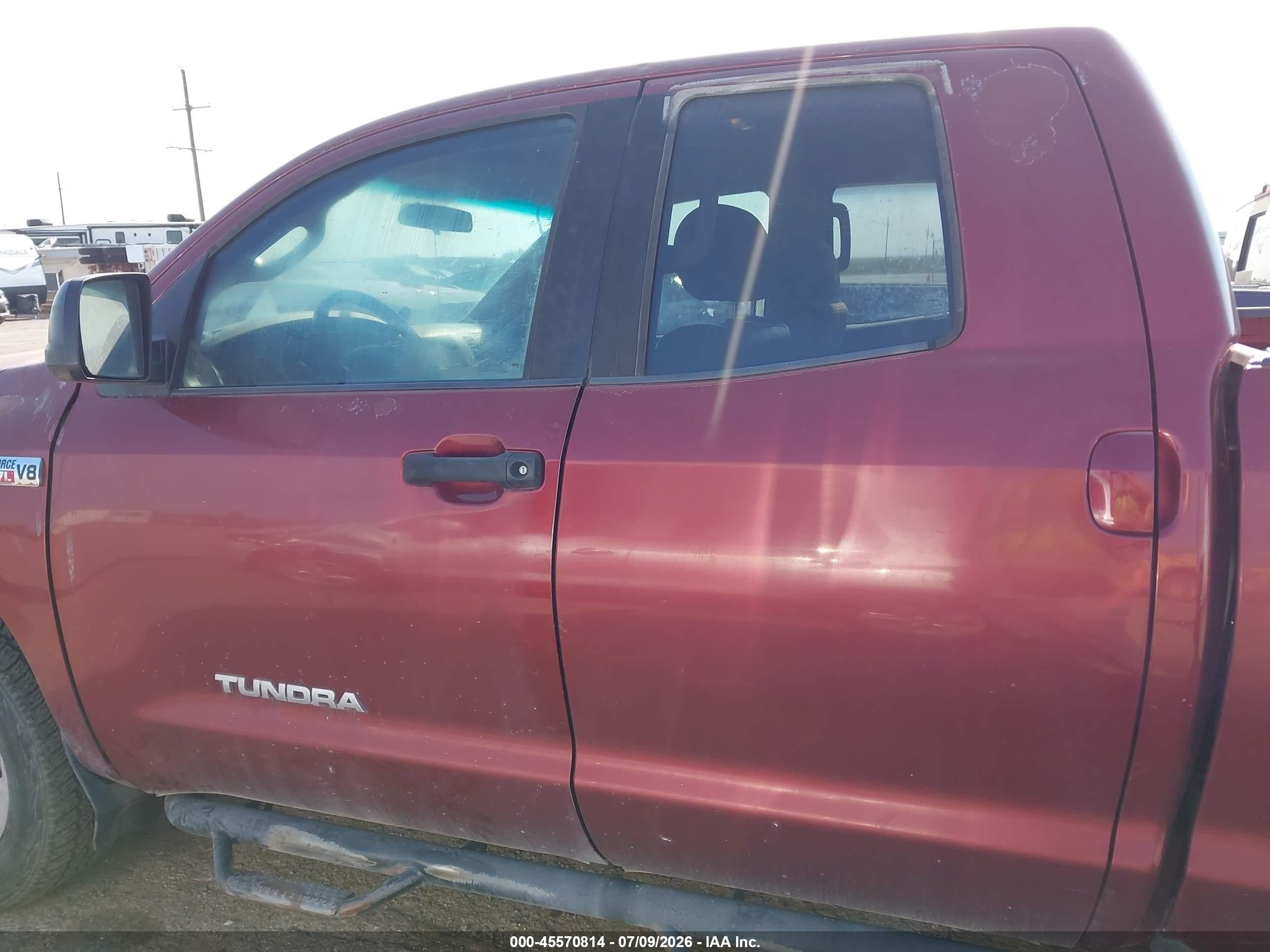 2010 Toyota Tundra Grade 5.7l V8 Red vin: 5TFUW5F19AX112625