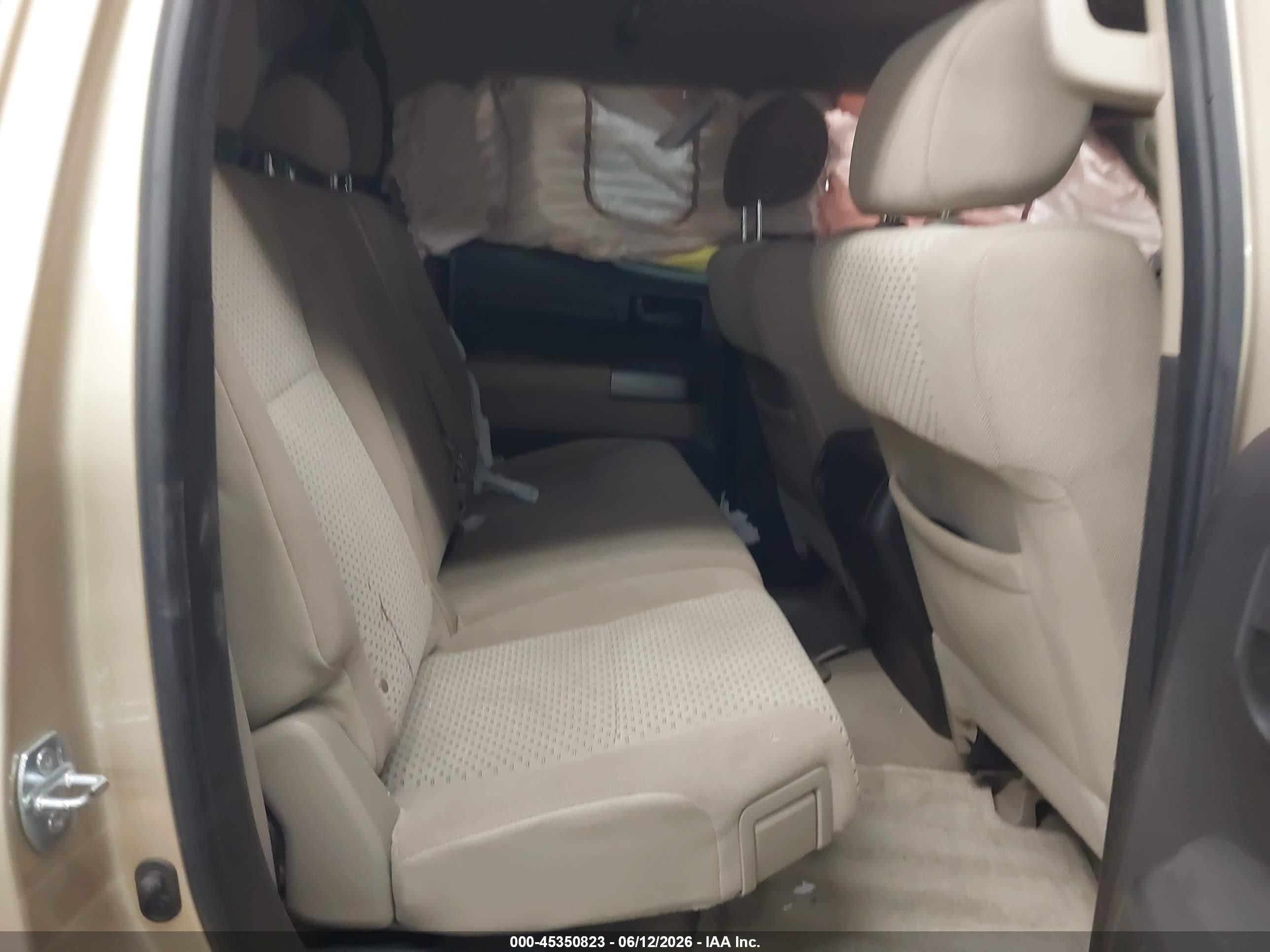 2010 Toyota Tundra Grade 5.7l V8 Tan vin: 5TFUW5F19AX116612