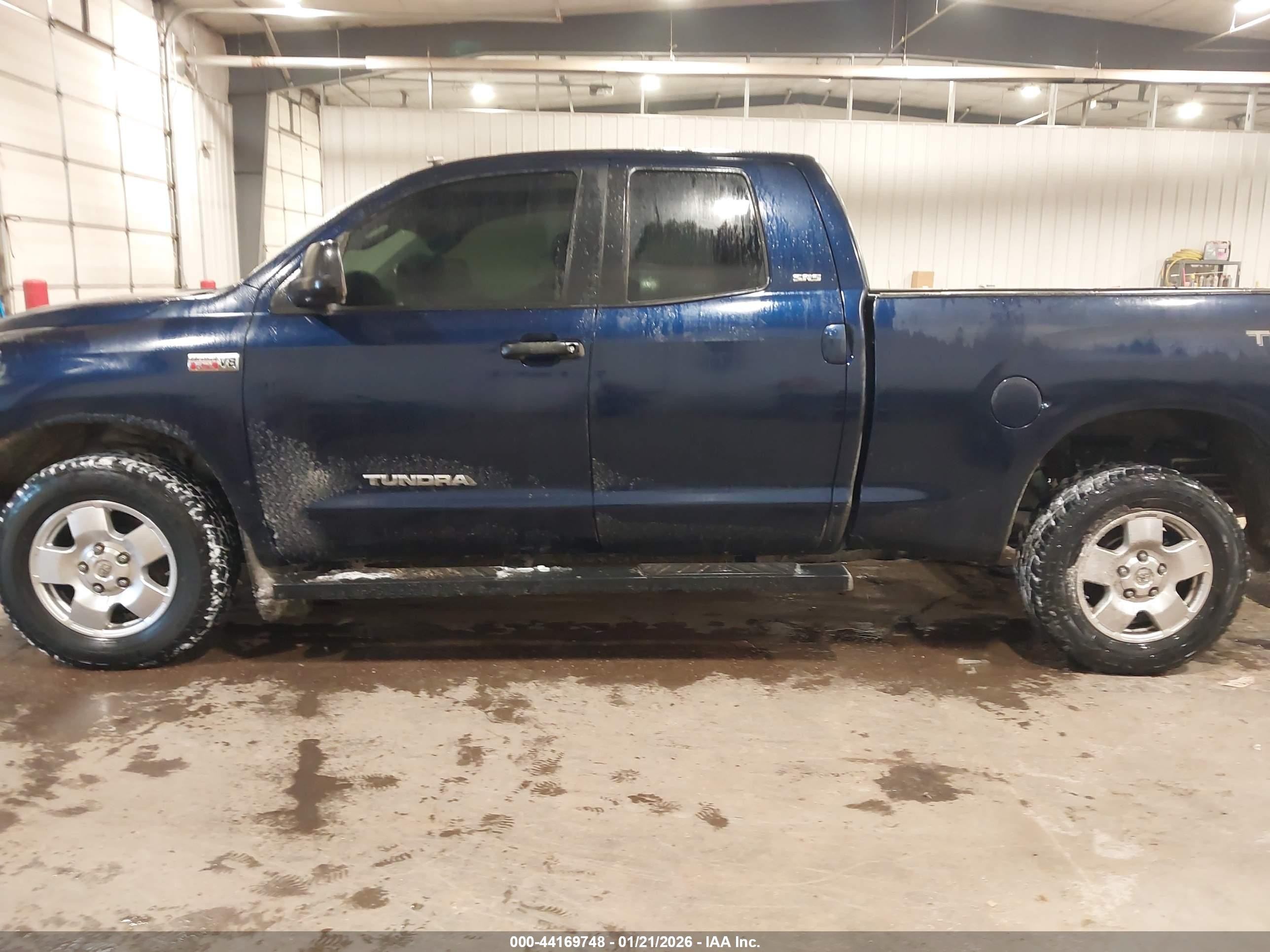 2010 Toyota Tundra Grade 5.7l V8 Синий vin: 5TFUW5F19AX127898