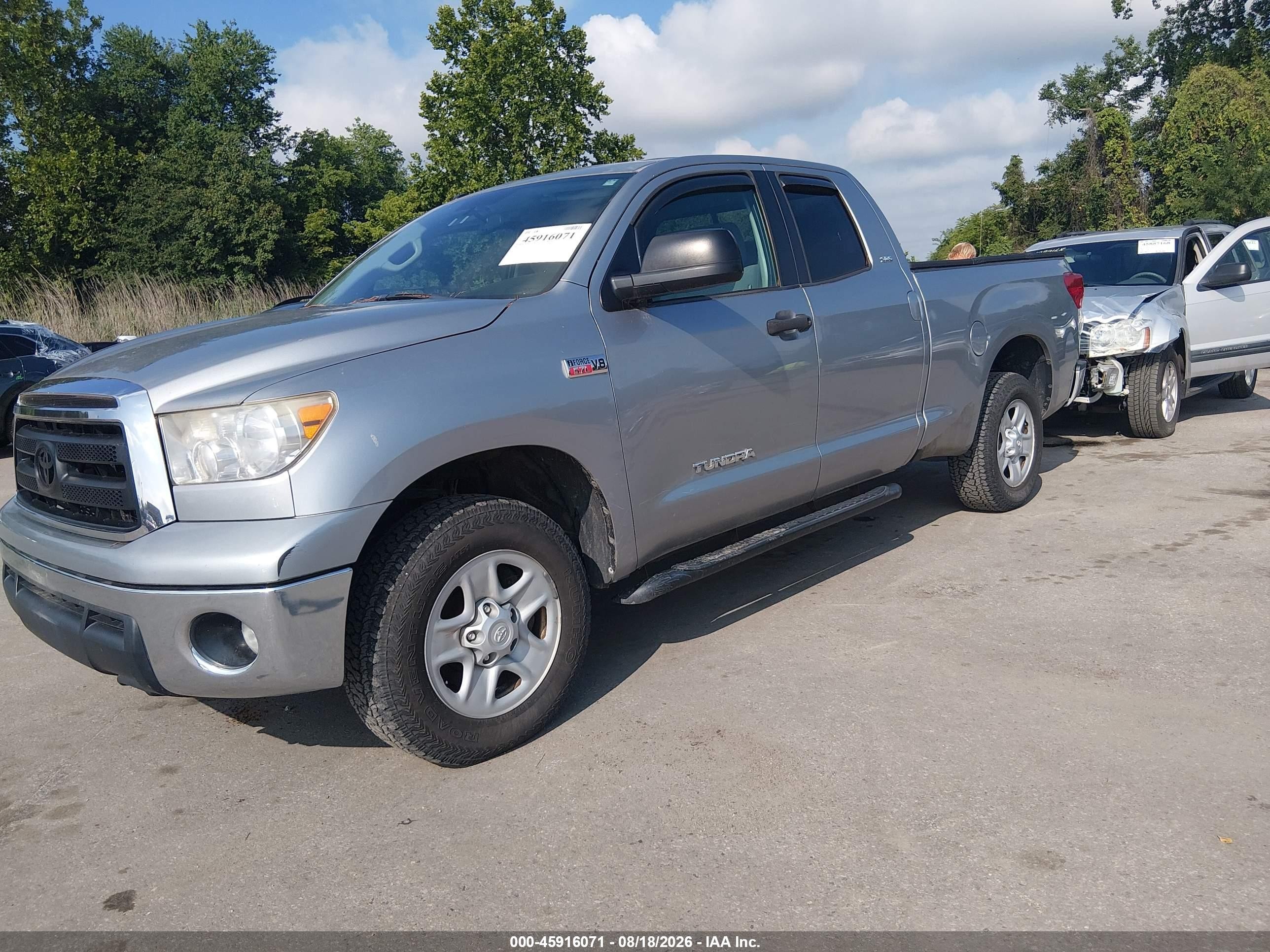 2011 Toyota Tundra Grade 5.7l V8 Silver vin: 5TFUW5F19BX161700