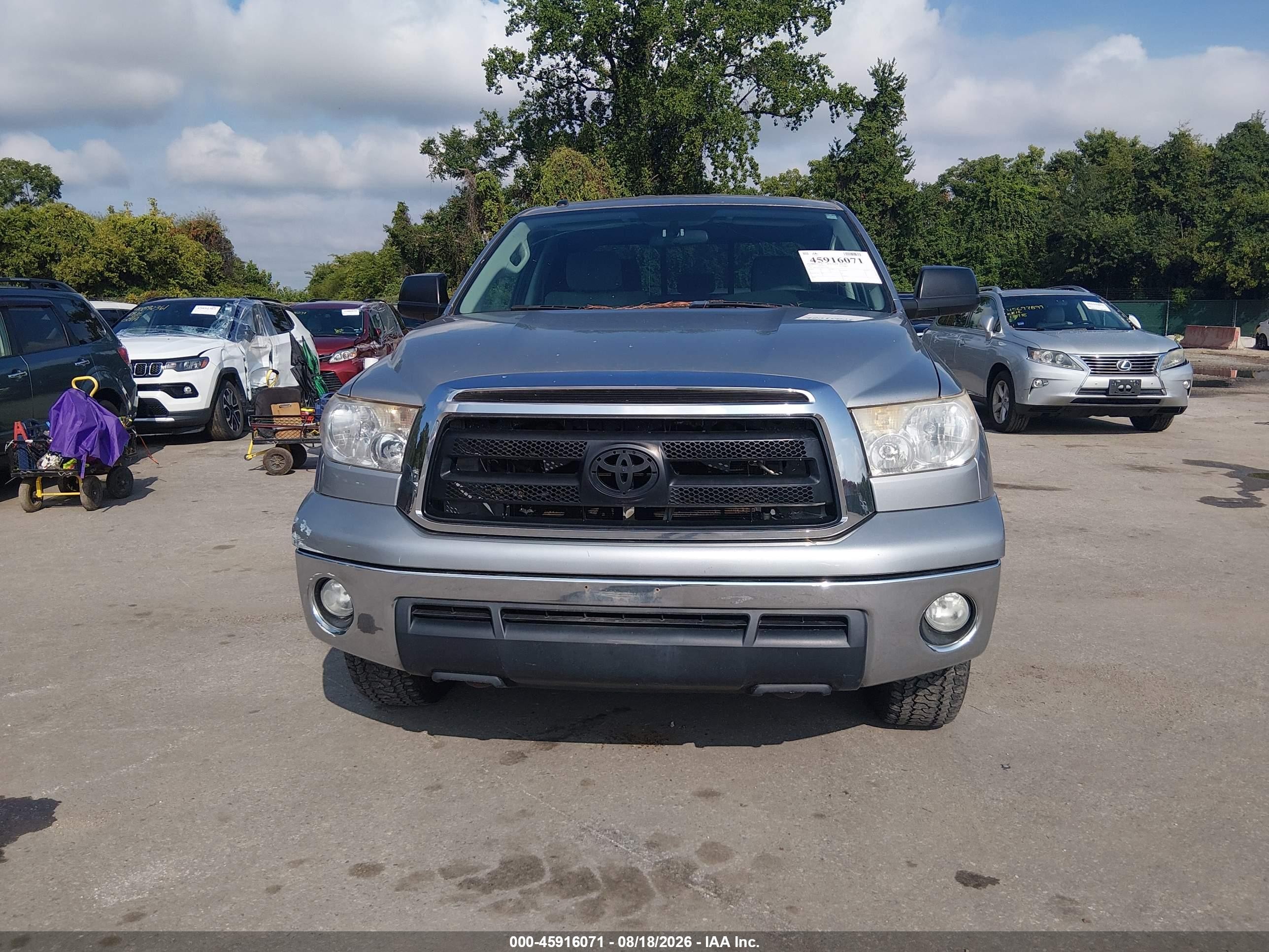 2011 Toyota Tundra Grade 5.7l V8 Silver vin: 5TFUW5F19BX161700