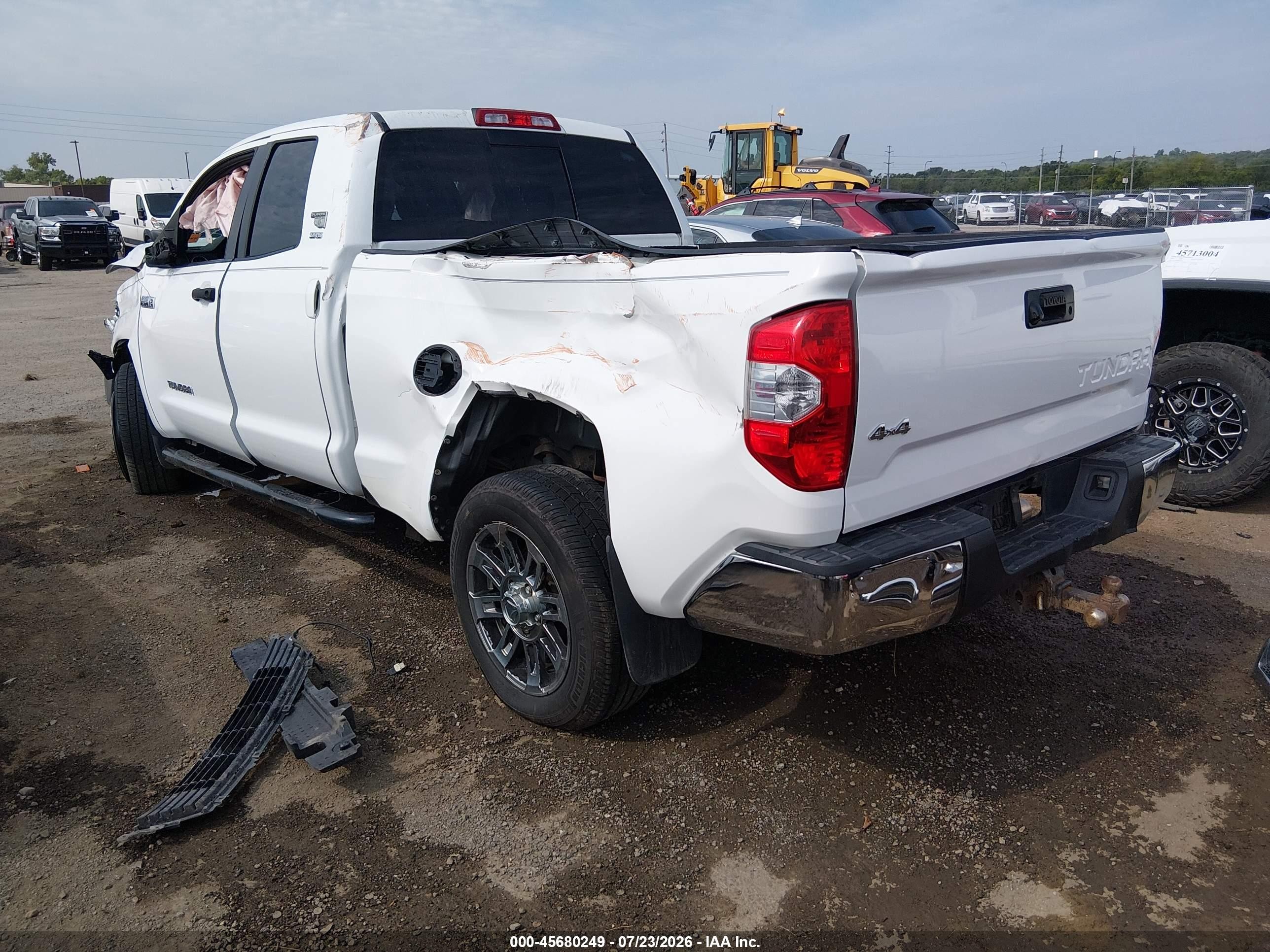 2014 Toyota Tundra Sr5 5.7l V8 White vin: 5TFUW5F19EX336869