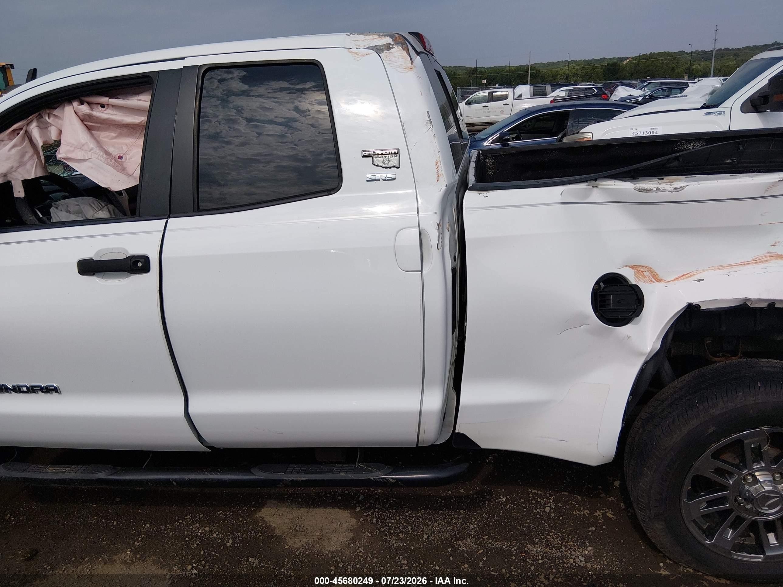 2014 Toyota Tundra Sr5 5.7l V8 White vin: 5TFUW5F19EX336869