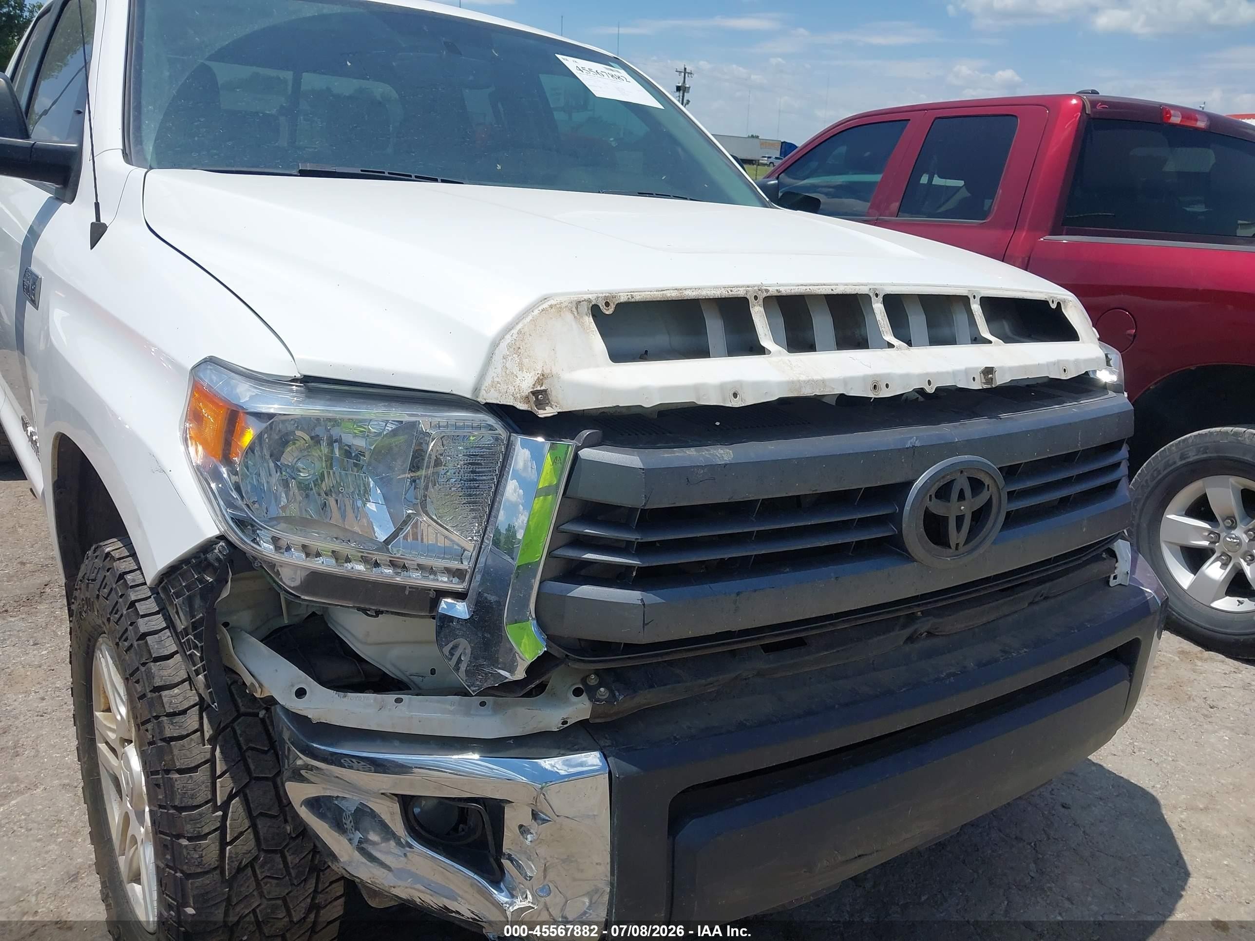2015 Toyota Tundra Sr5 5.7l V8 Белый vin: 5TFUW5F19FX459895