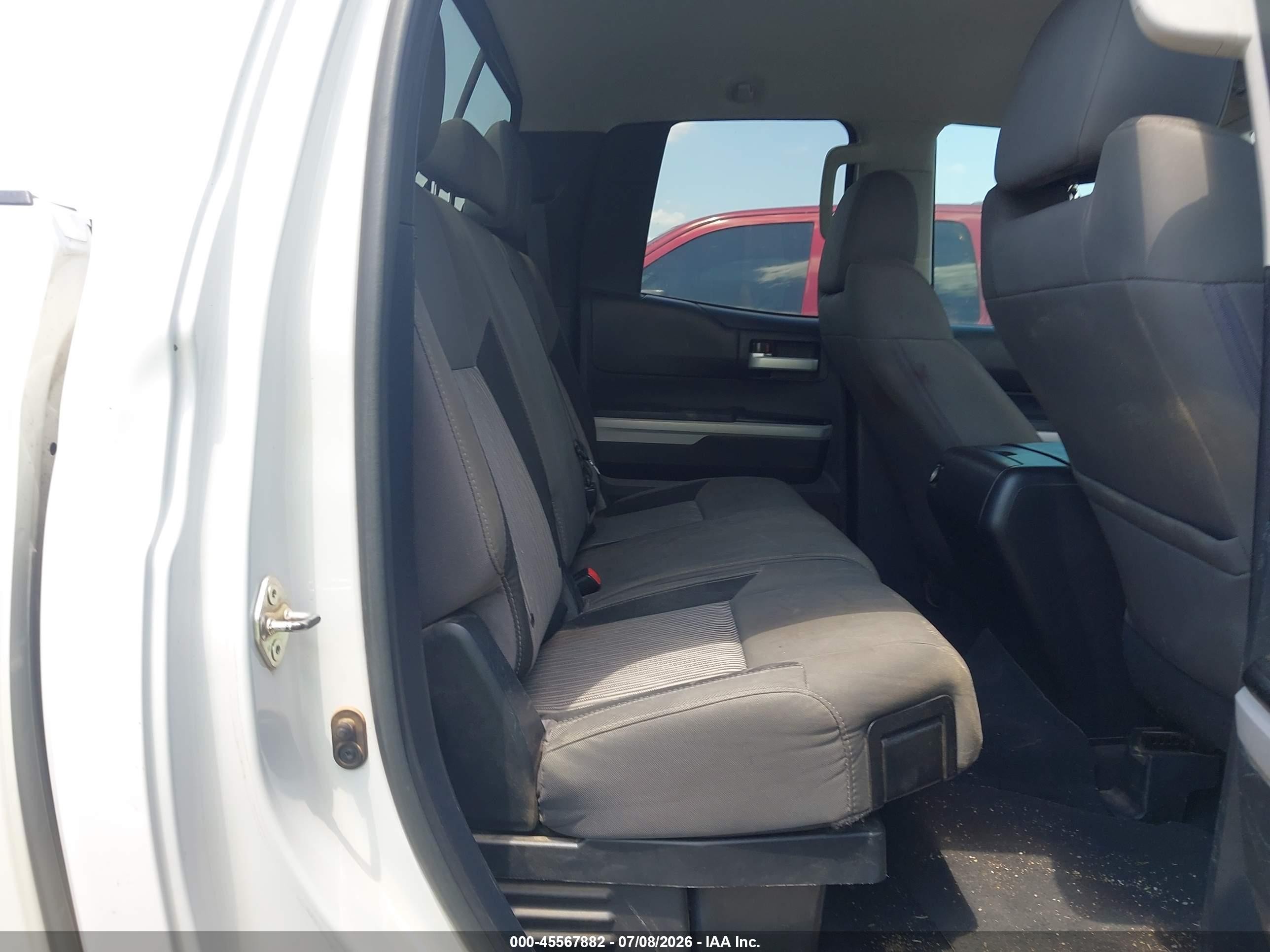 2015 Toyota Tundra Sr5 5.7l V8 Белый vin: 5TFUW5F19FX459895
