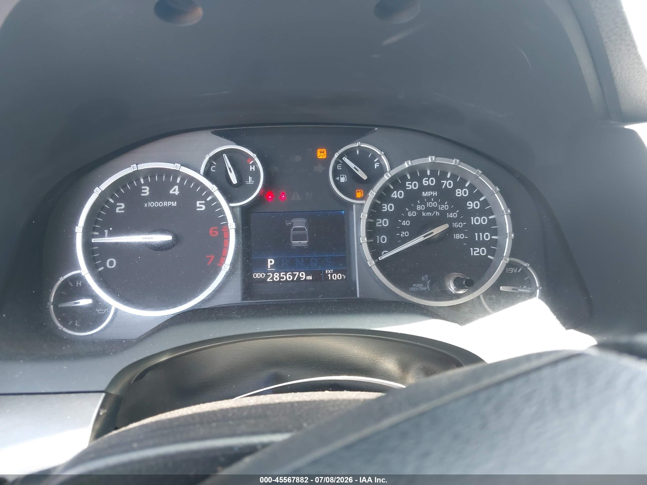 2015 Toyota Tundra Sr5 5.7l V8 Белый vin: 5TFUW5F19FX459895