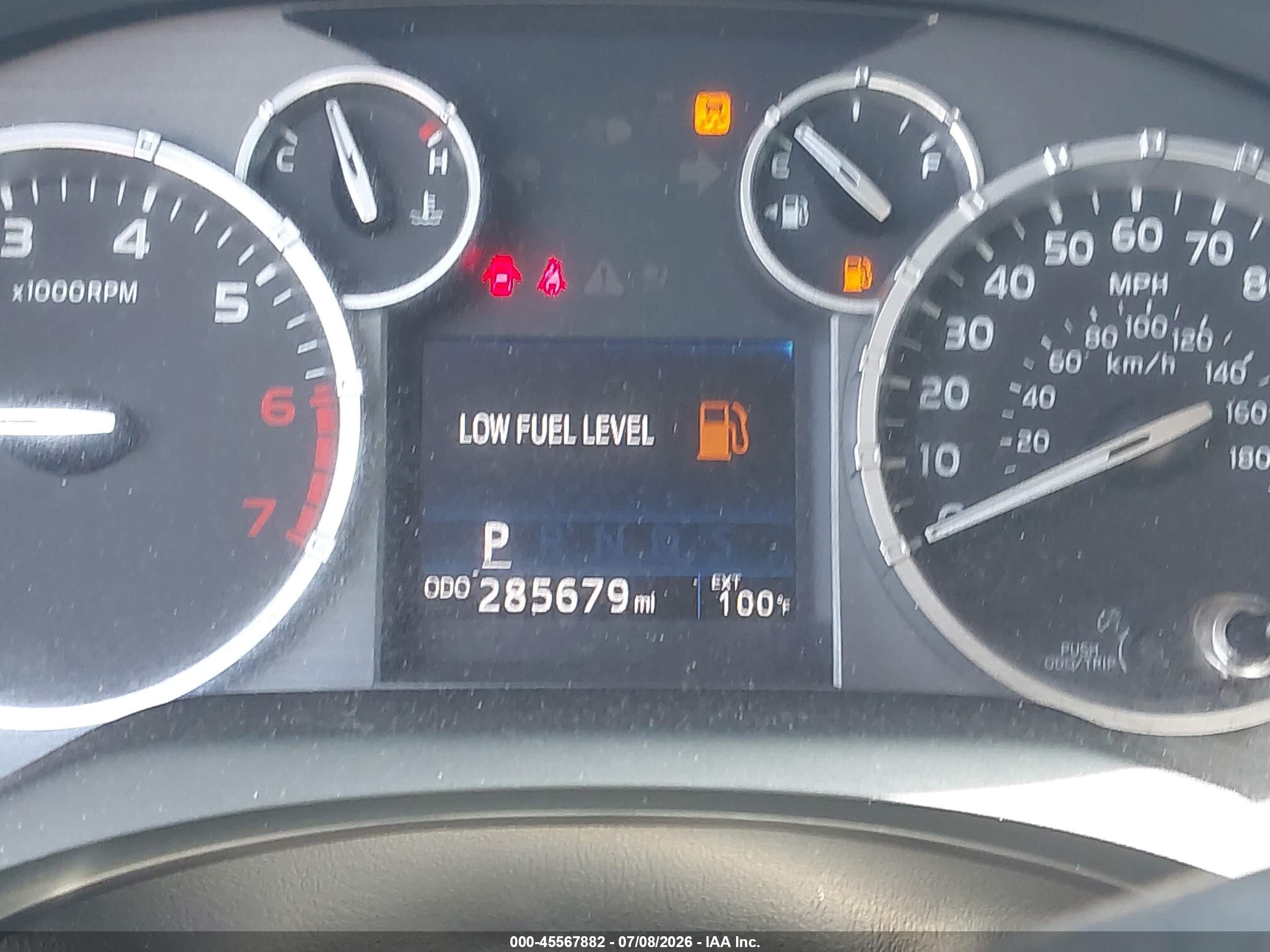 2015 Toyota Tundra Sr5 5.7l V8 Белый vin: 5TFUW5F19FX459895