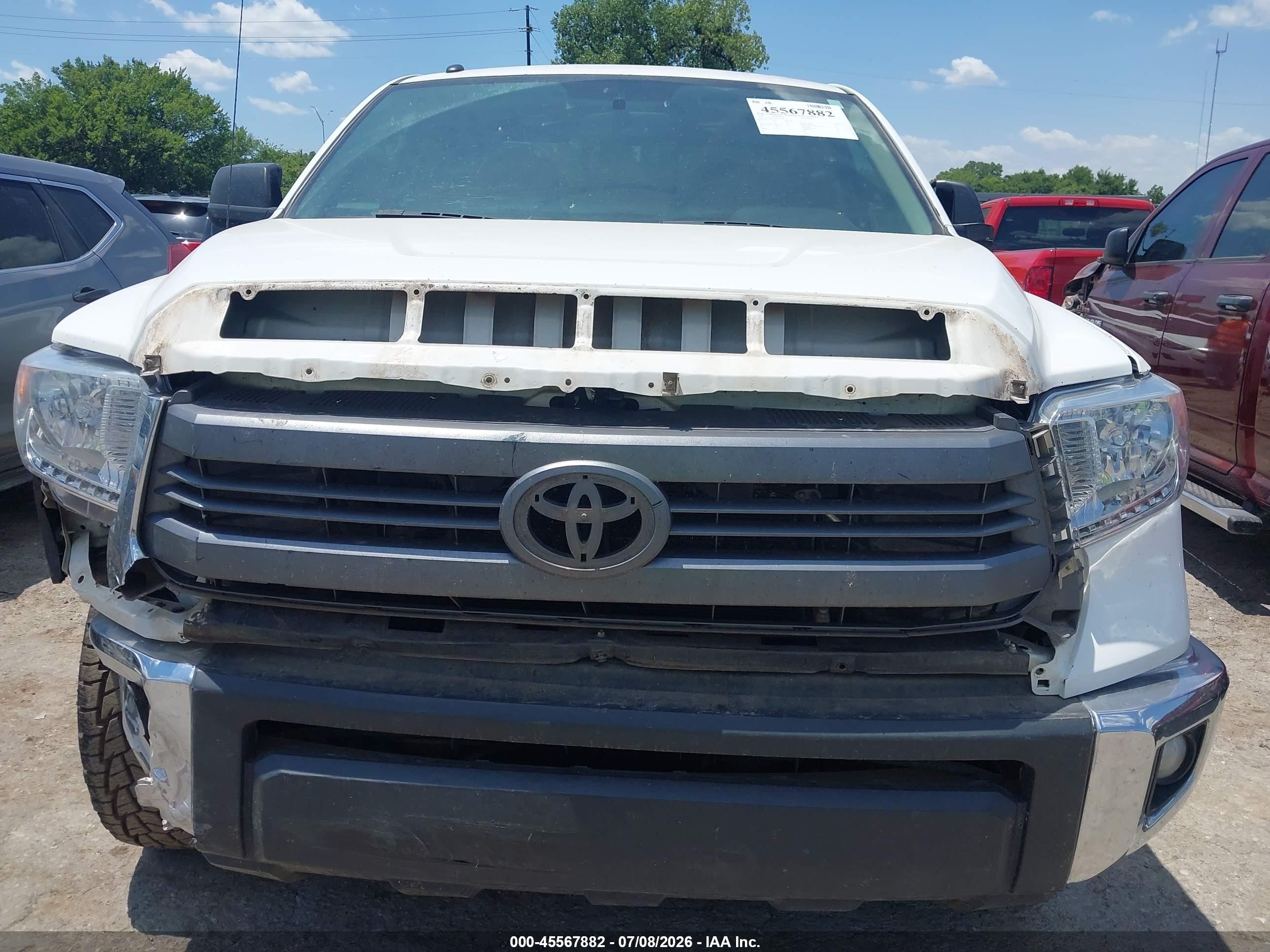 2015 Toyota Tundra Sr5 5.7l V8 Белый vin: 5TFUW5F19FX459895