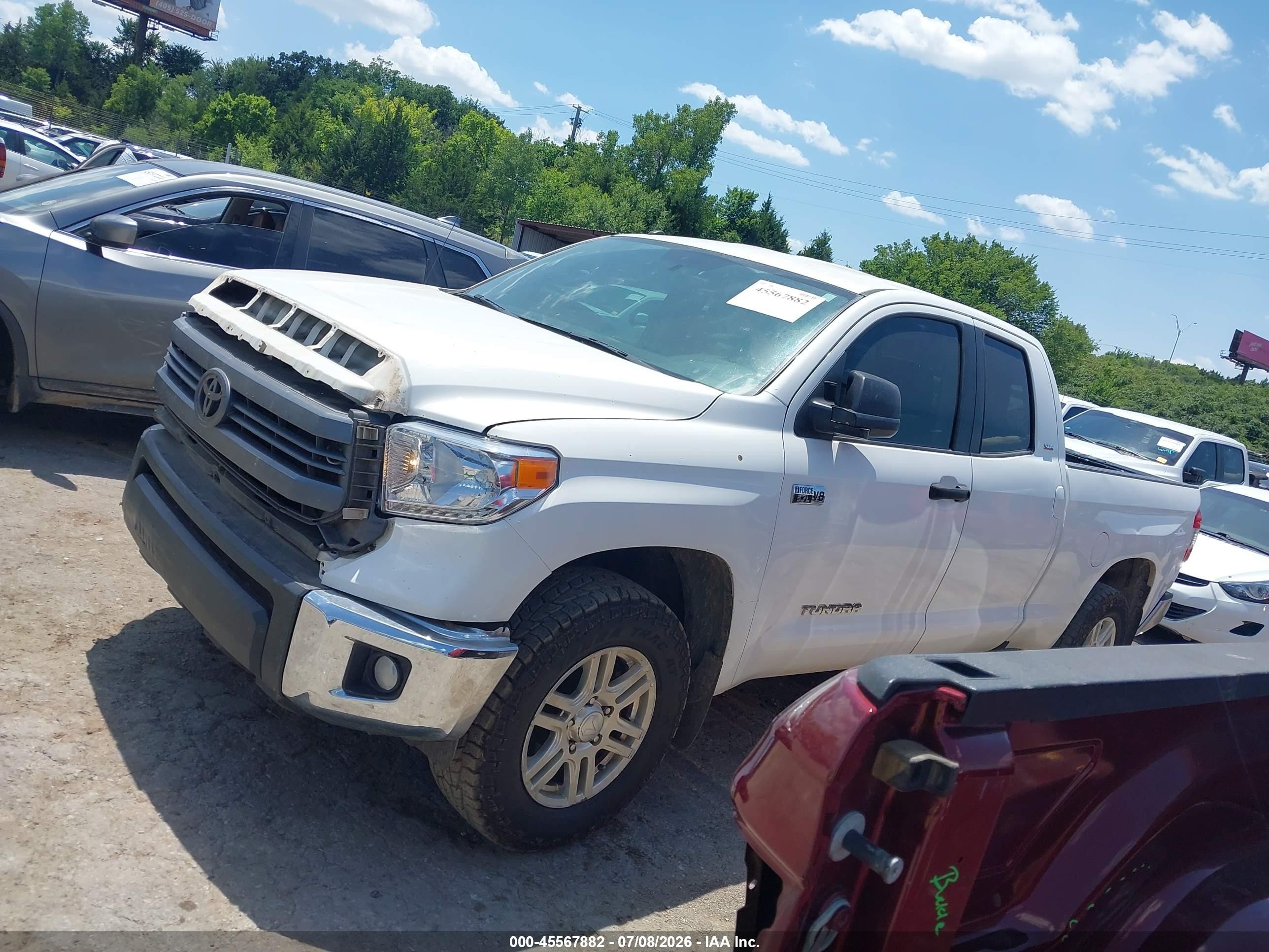 2015 Toyota Tundra Sr5 5.7l V8 Белый vin: 5TFUW5F19FX459895
