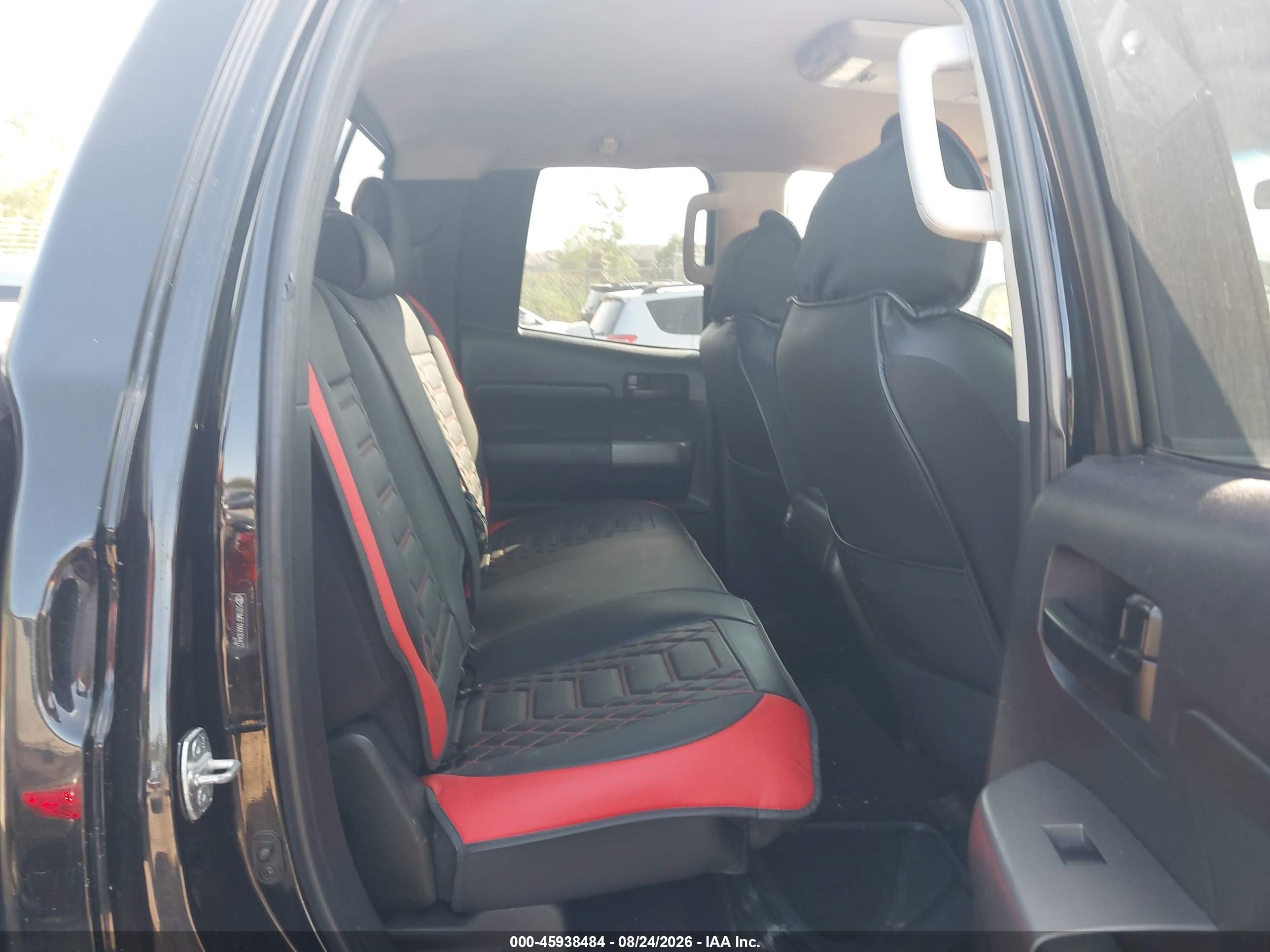 2010 Toyota Tundra Grade 5.7l V8 Black vin: 5TFUW5F1XAX104422
