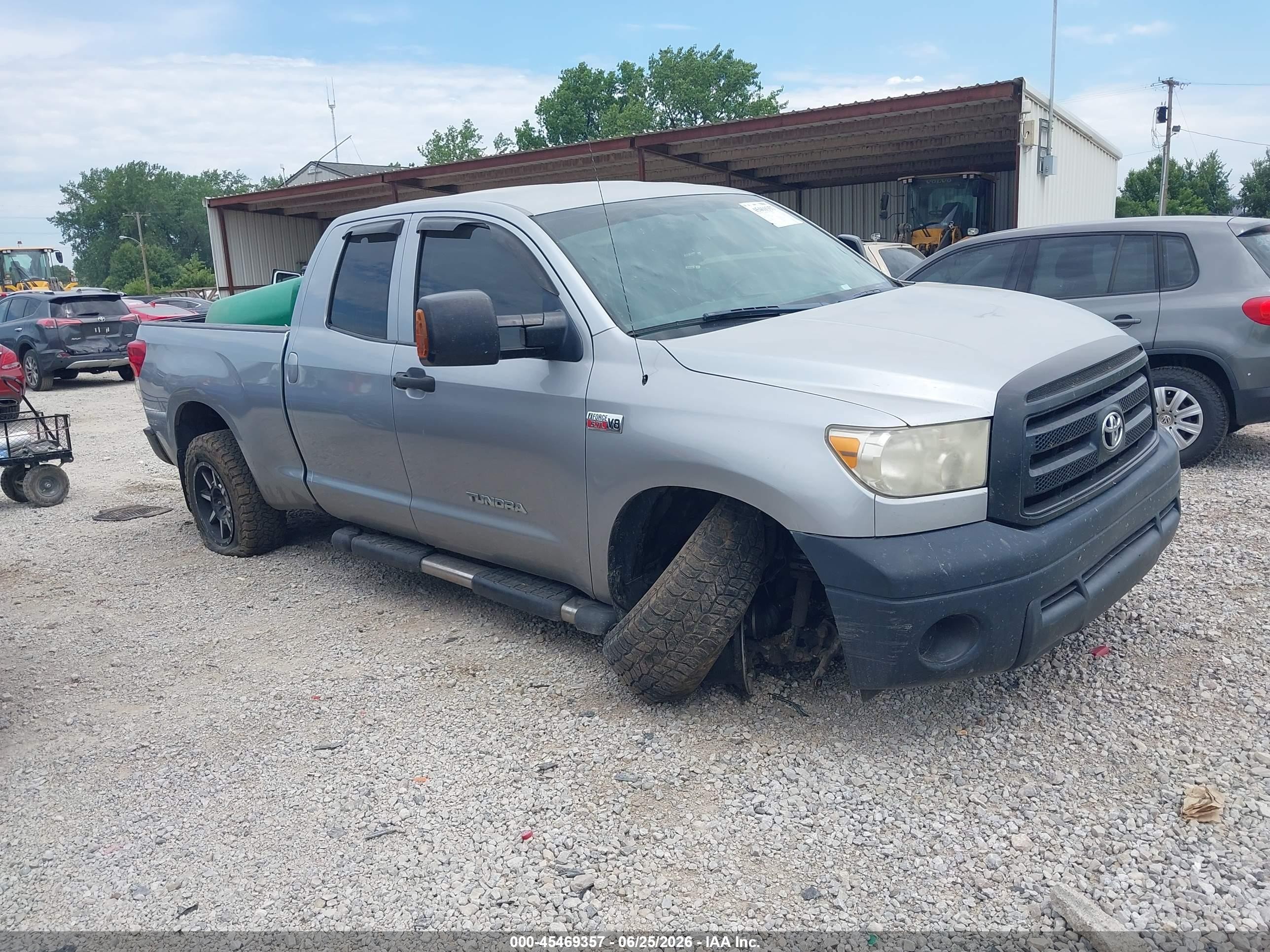 2010 Toyota Tundra Grade 5.7l V8 Silver vin: 5TFUW5F1XAX153605