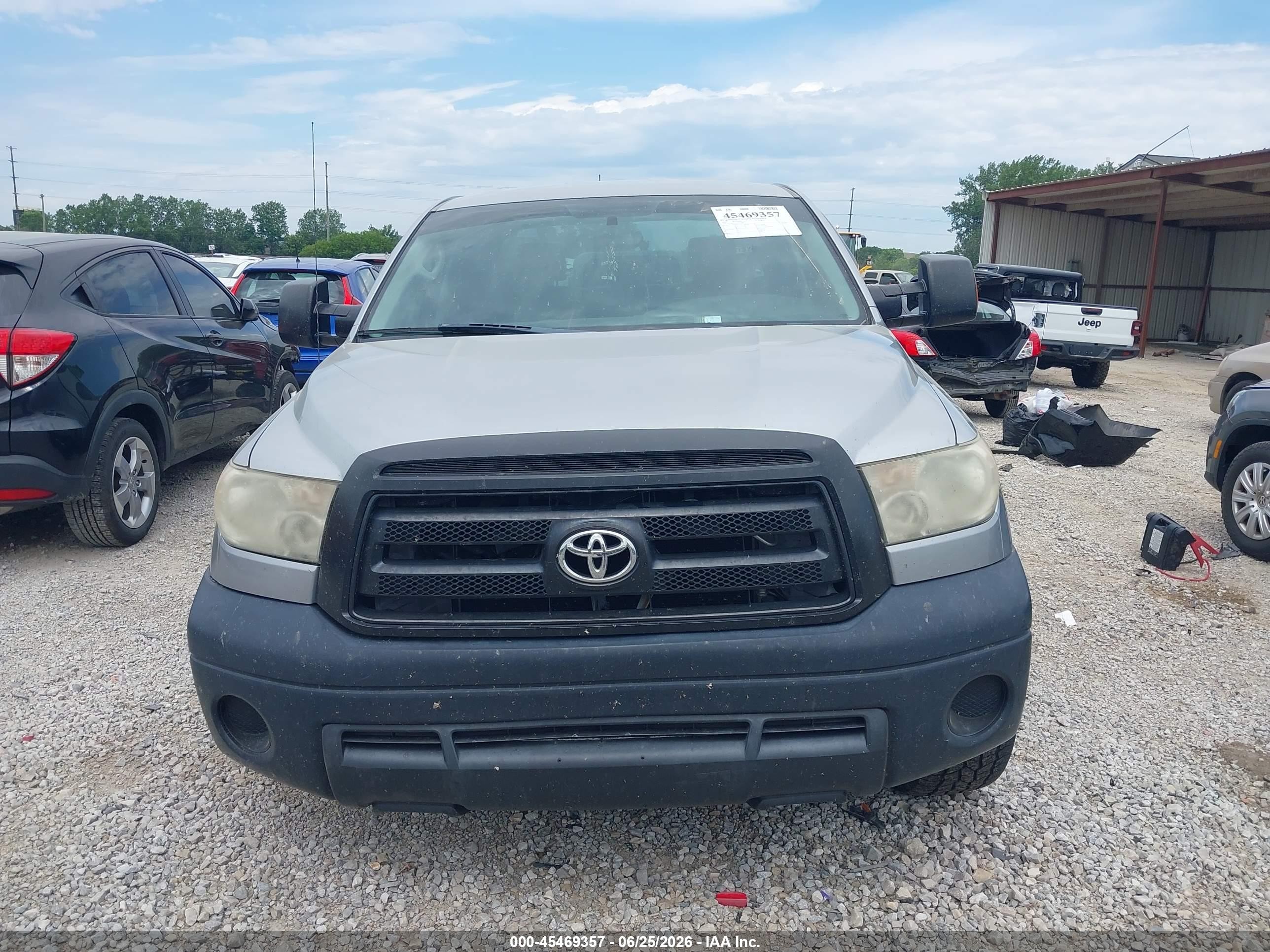 2010 Toyota Tundra Grade 5.7l V8 Silver vin: 5TFUW5F1XAX153605