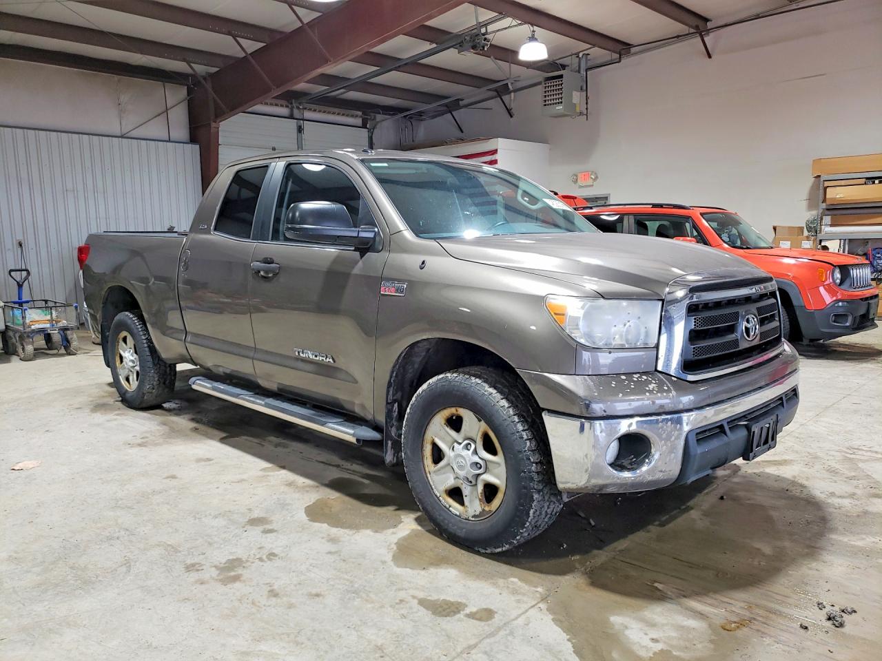 2011 Toyota Tundra Double Cab Sr5 Tan vin: 5TFUW5F1XBX177050