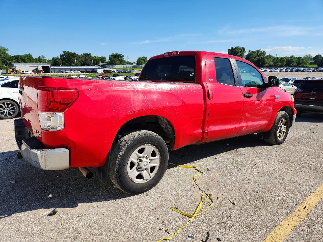2012 Toyota Tundra Double Cab Sr5 Red vin: 5TFUW5F1XCX236552