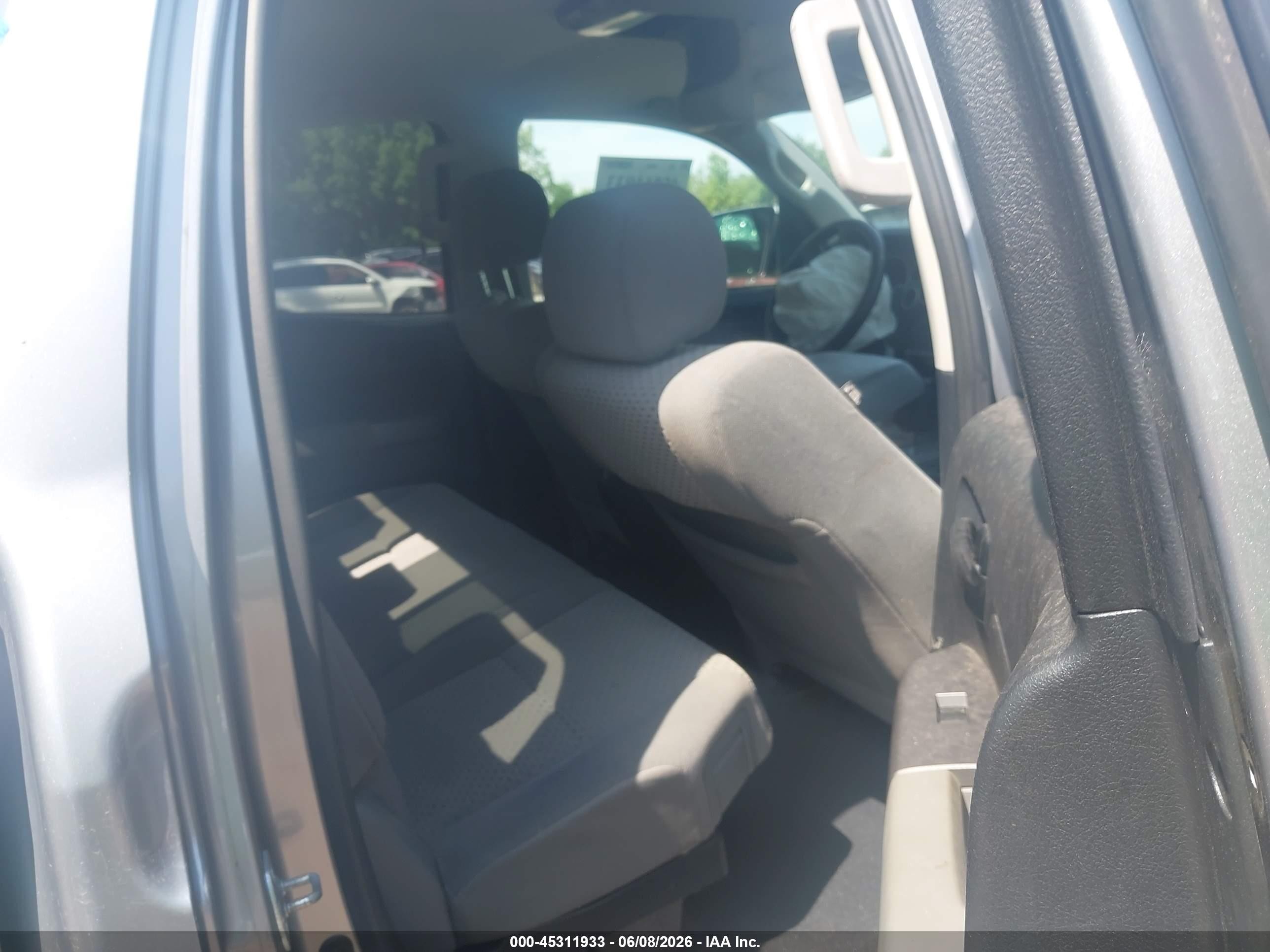2012 Toyota Tundra Grade 5.7l V8 Gray vin: 5TFUW5F1XCX237801