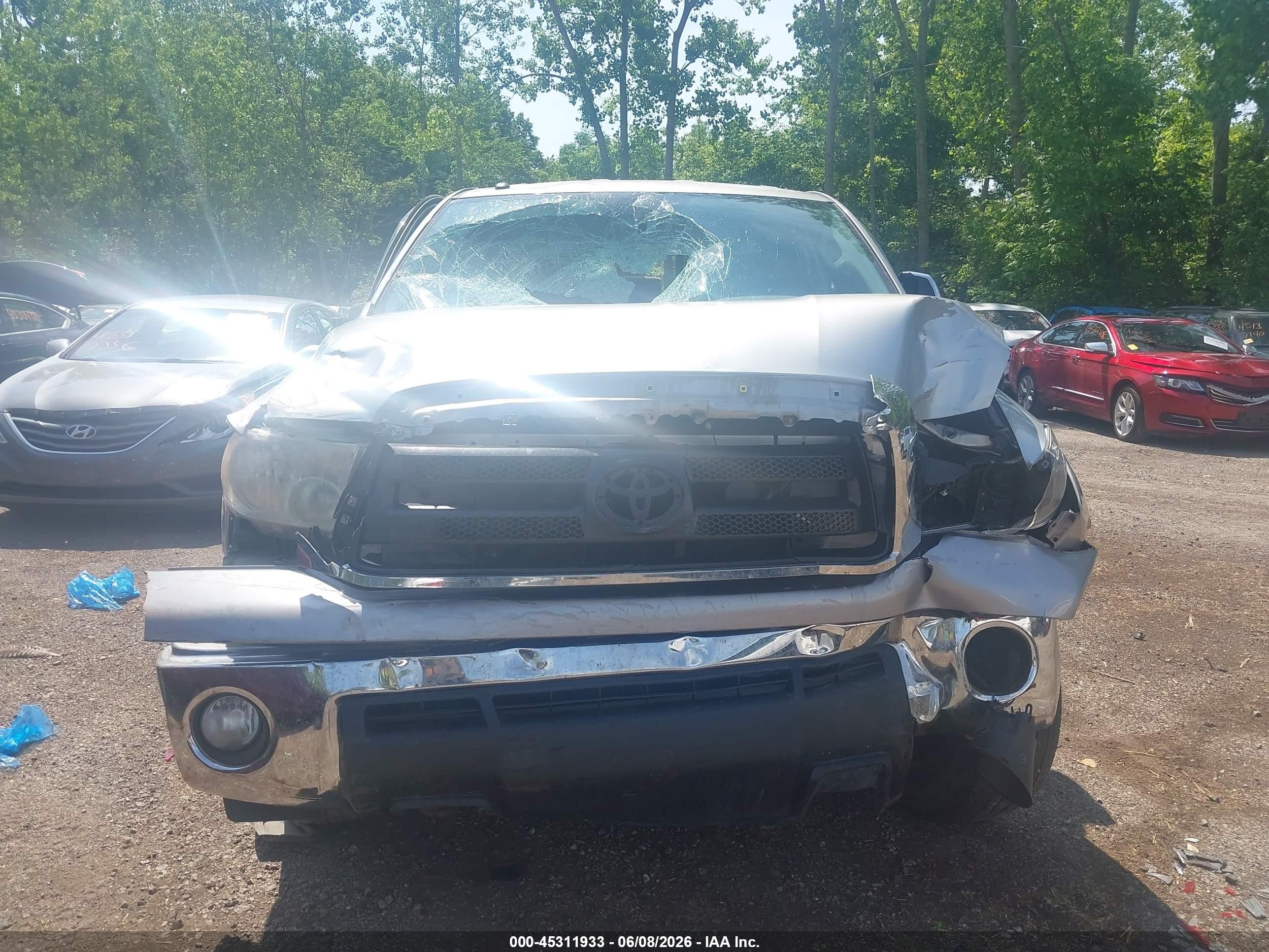 2012 Toyota Tundra Grade 5.7l V8 Gray vin: 5TFUW5F1XCX237801