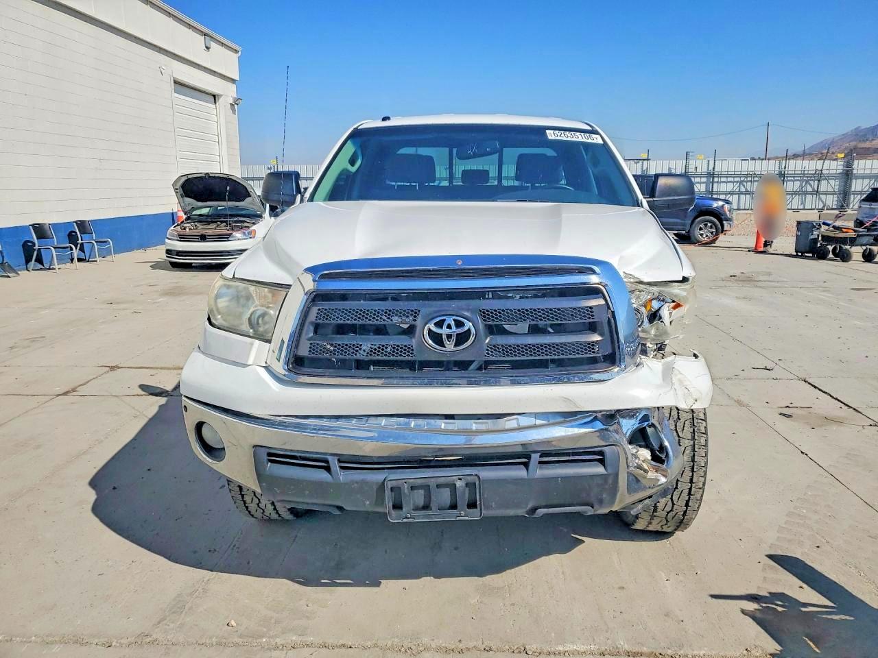 2013 Toyota Tundra Double Cab Sr5 White vin: 5TFUW5F1XDX304463