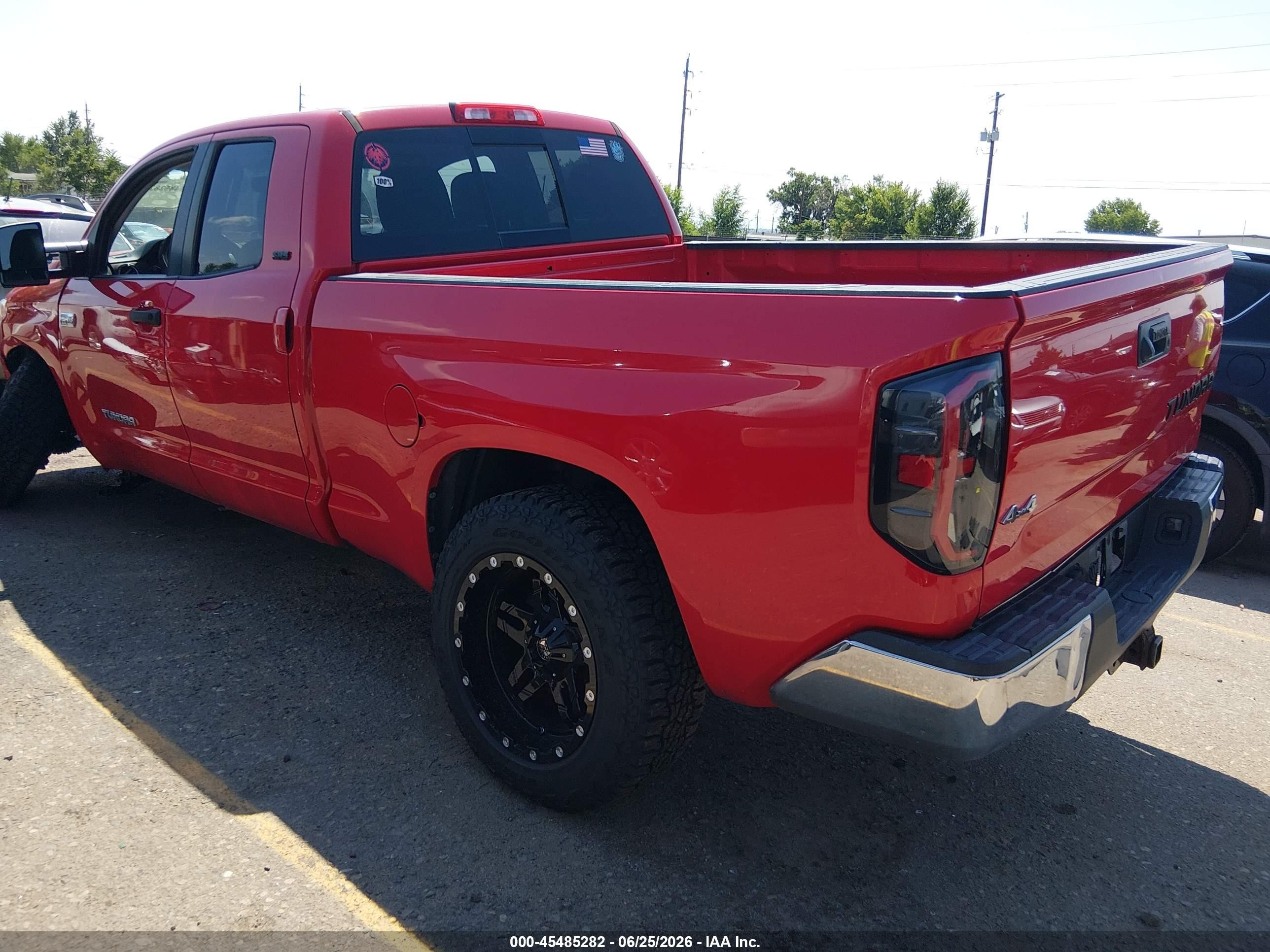 2014 Toyota Tundra Sr5 5.7l V8 Red vin: 5TFUW5F1XEX396109