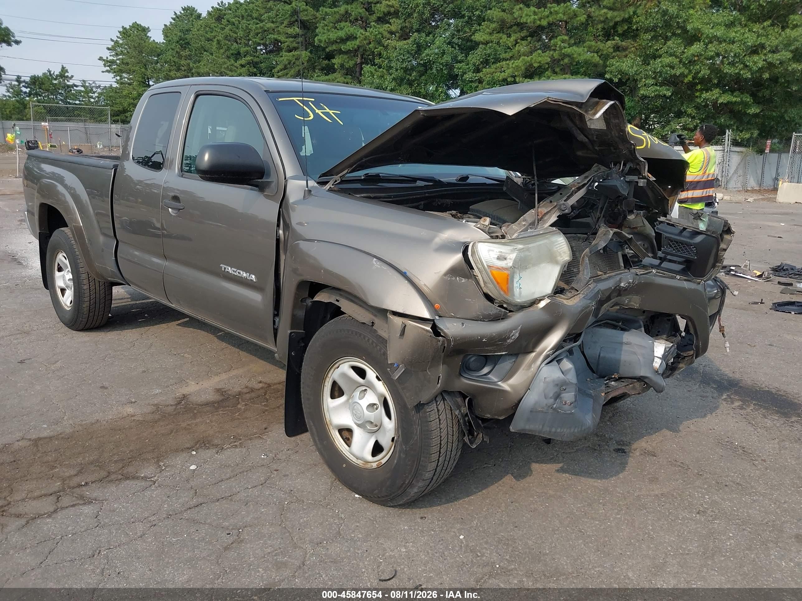 2012 Toyota Tacoma   Brown vin: 5TFUX4EN0CX014467