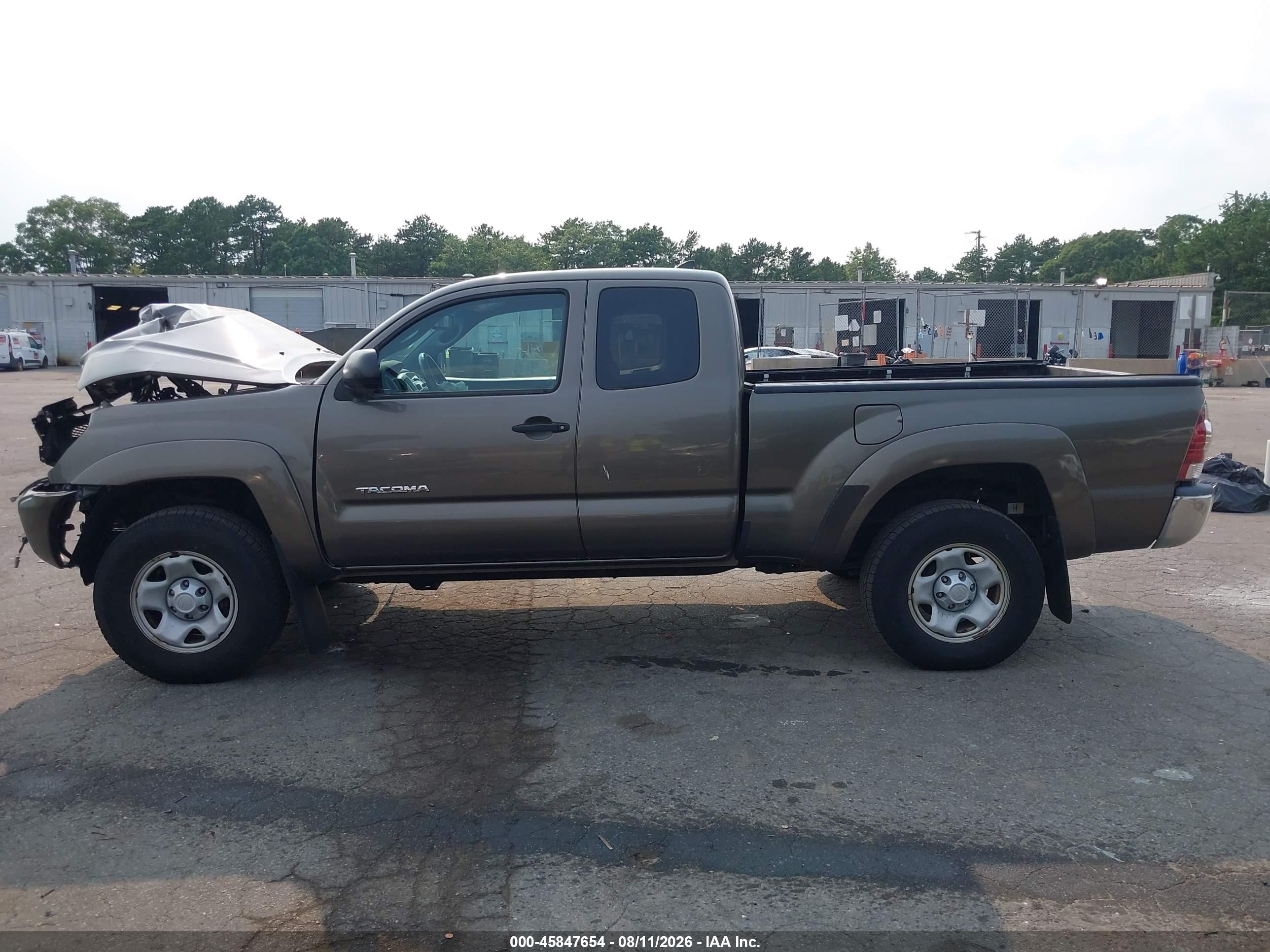 2012 Toyota Tacoma   Brown vin: 5TFUX4EN0CX014467