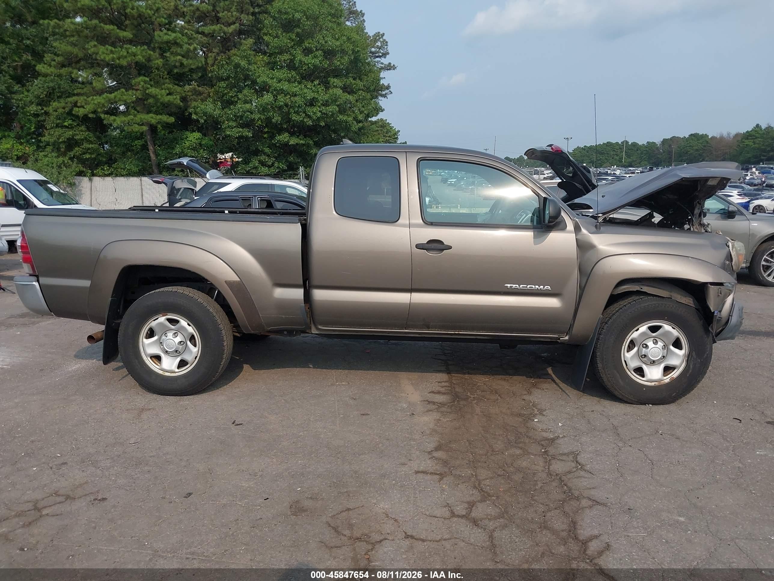 2012 Toyota Tacoma   Brown vin: 5TFUX4EN0CX014467