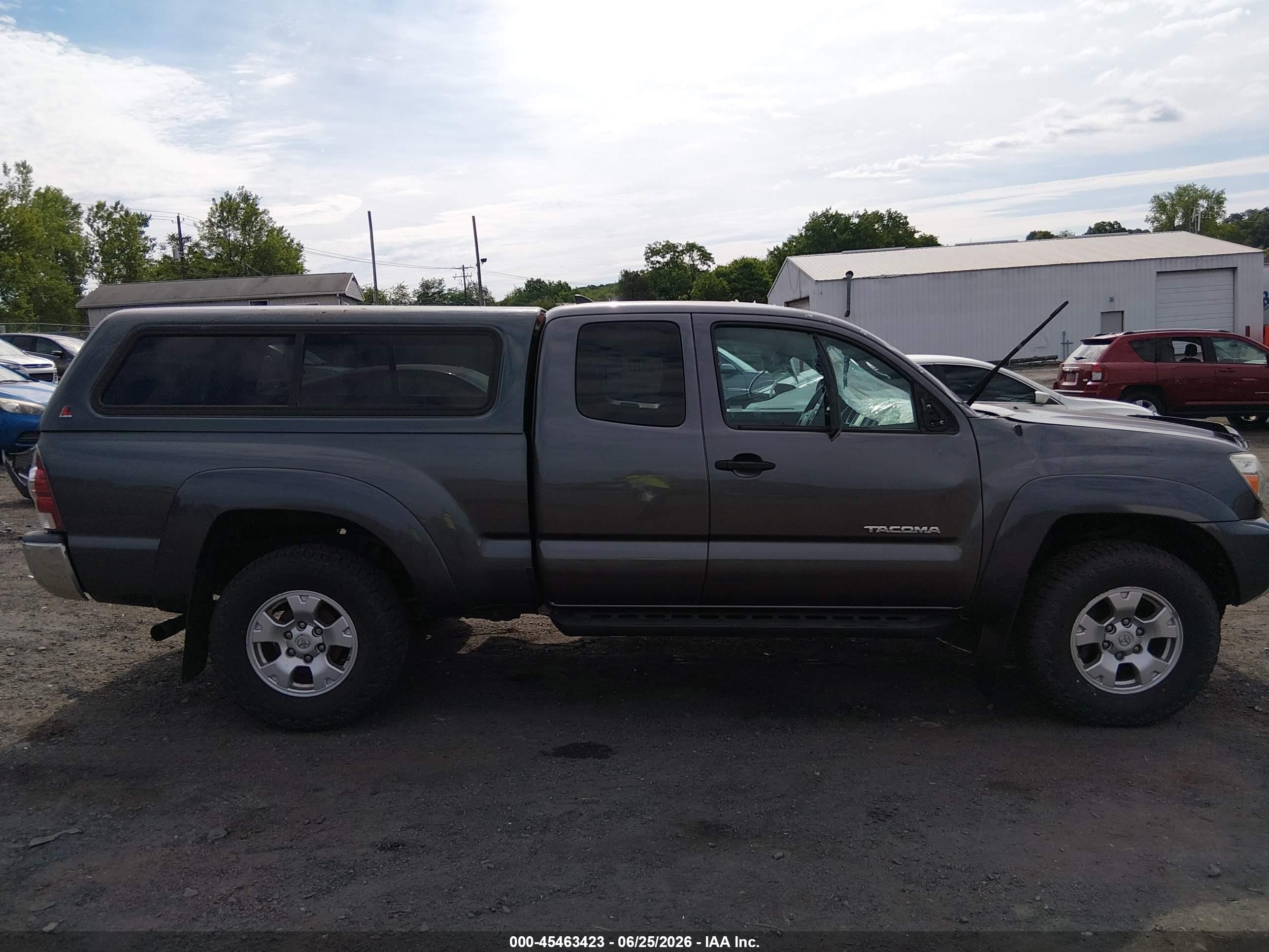 2014 Toyota Tacoma   Gray vin: 5TFUX4EN0EX029313