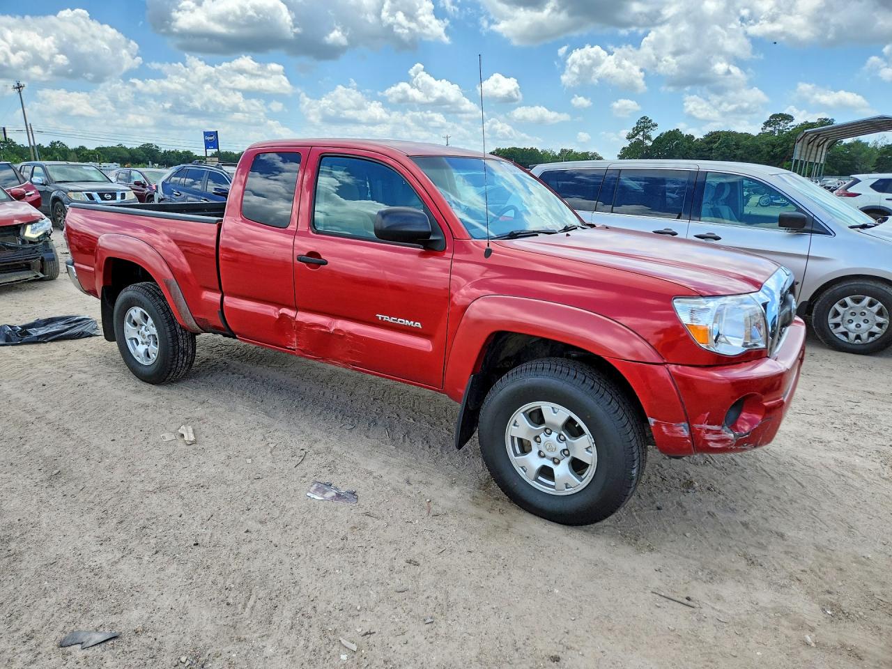 2011 Toyota Tacoma Access Cab Red vin: 5TFUX4EN1BX006697