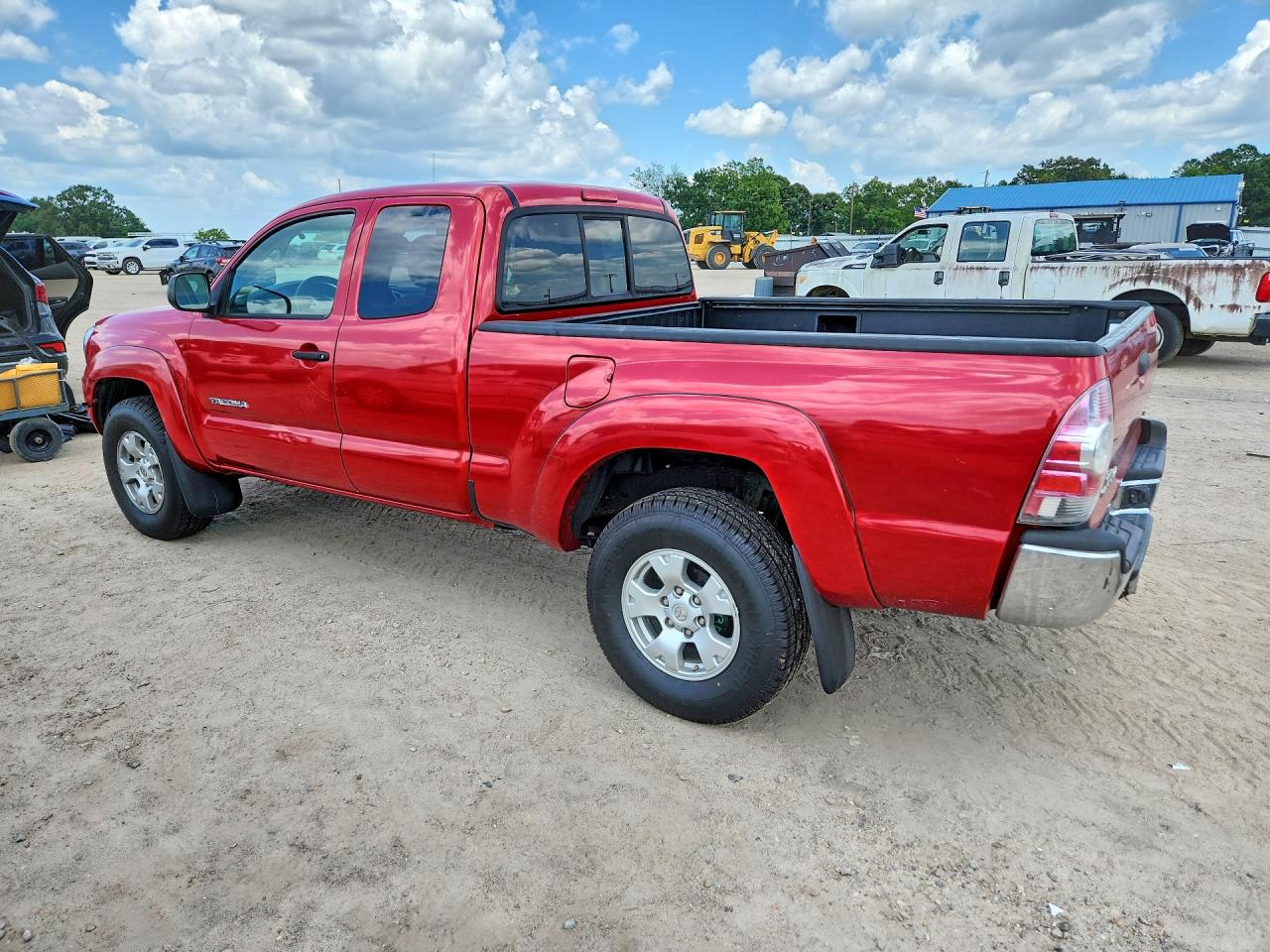 2011 Toyota Tacoma Access Cab Red vin: 5TFUX4EN1BX006697