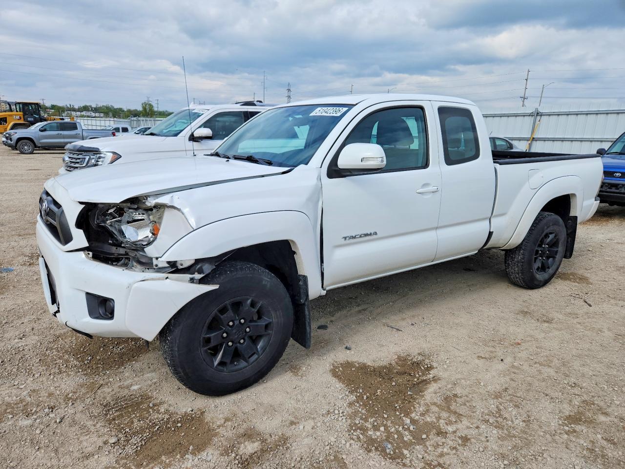 2014 Toyota Tacoma Access Cab White vin: 5TFUX4EN1EX024914