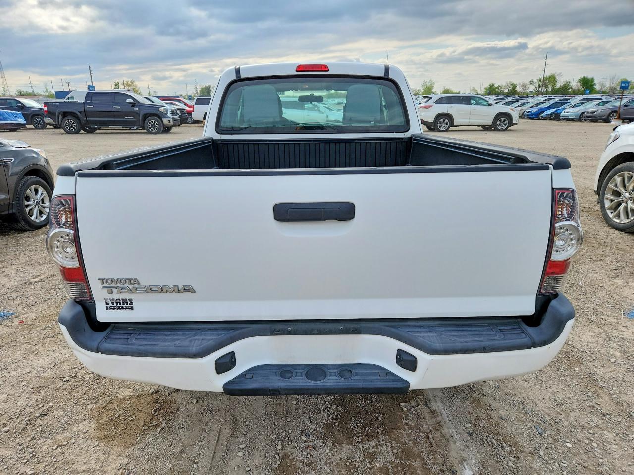 2014 Toyota Tacoma Access Cab White vin: 5TFUX4EN1EX024914
