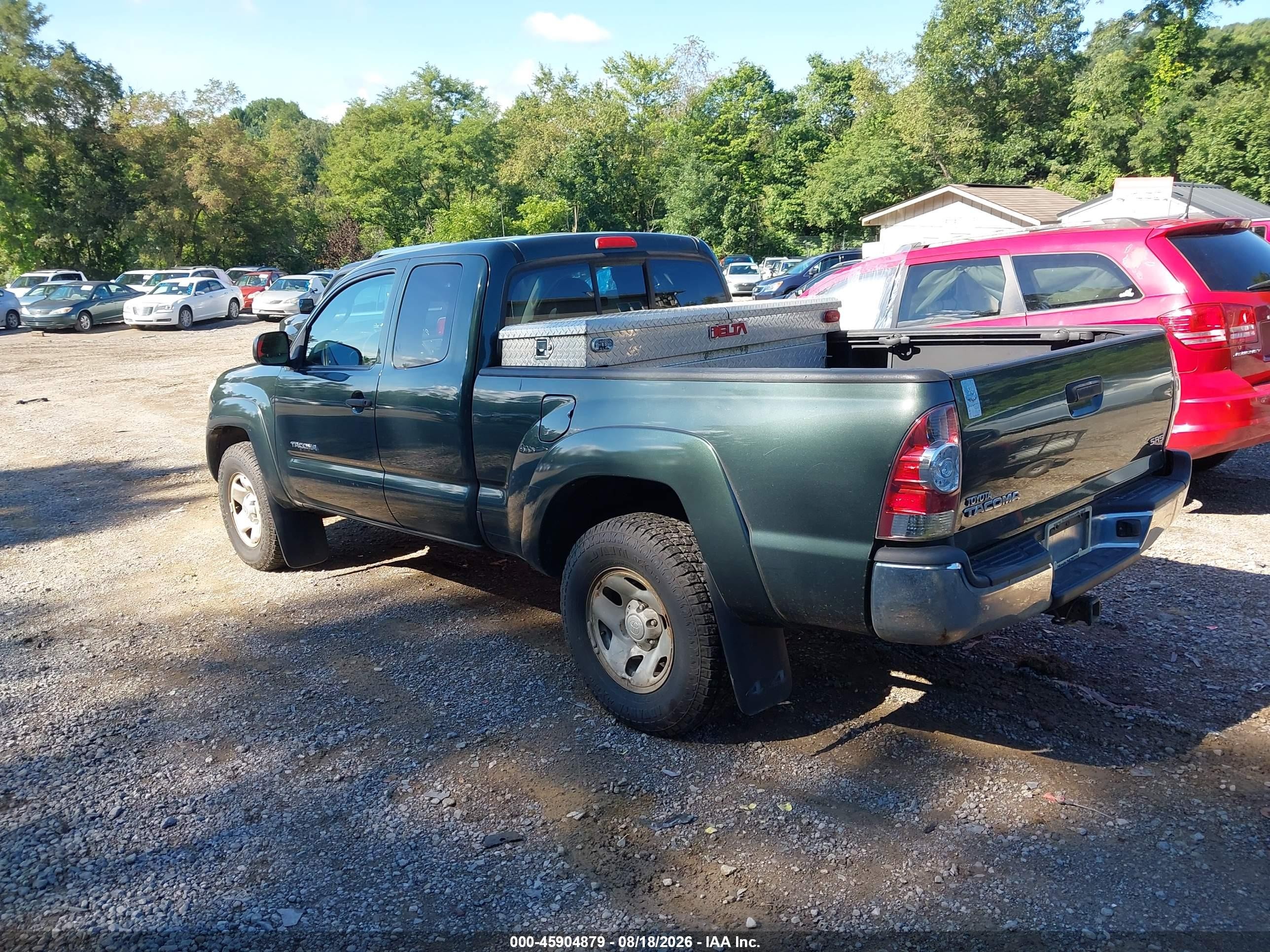 2011 Toyota Tacoma   Green vin: 5TFUX4EN2BX003923