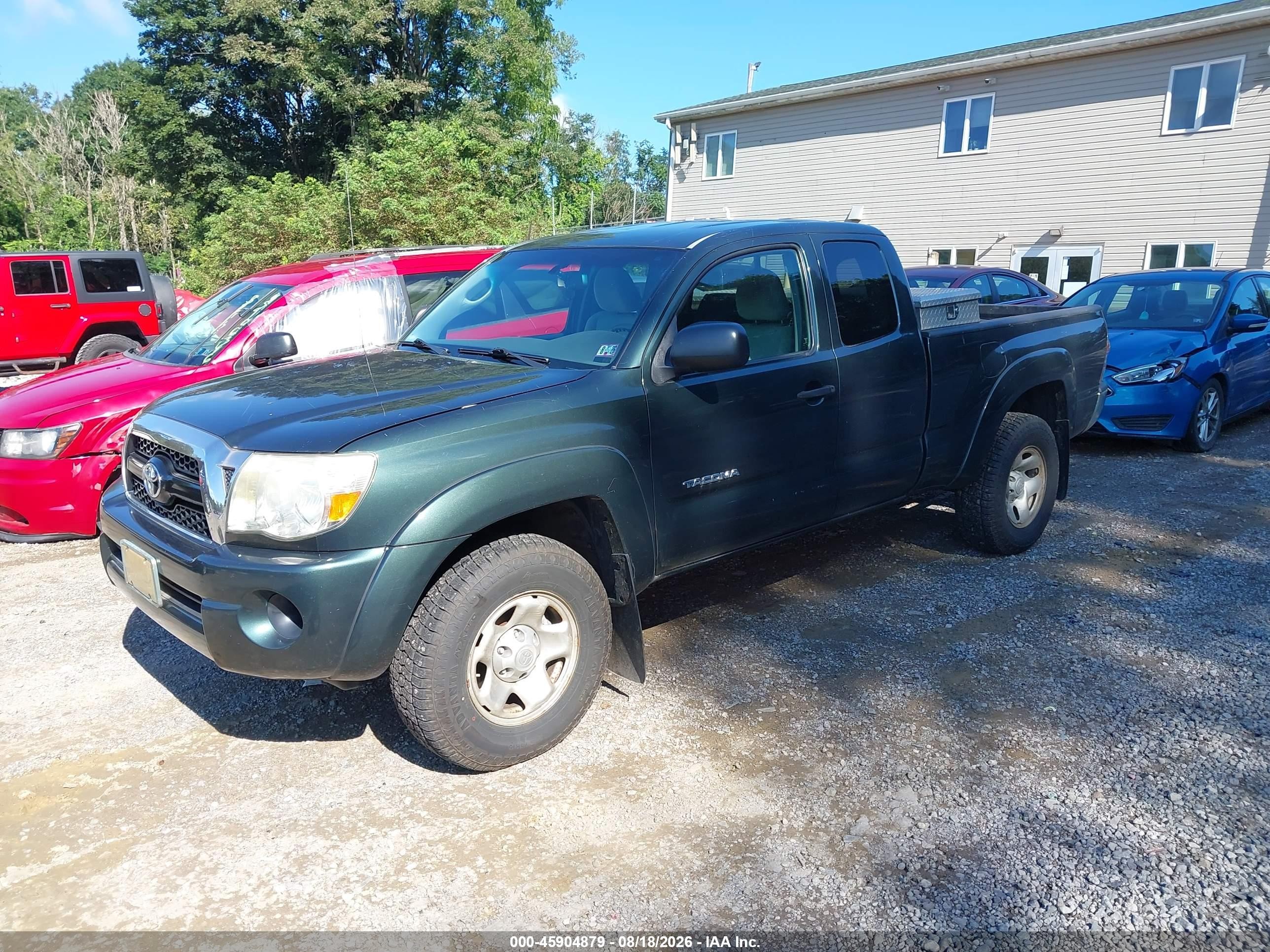 2011 Toyota Tacoma   Green vin: 5TFUX4EN2BX003923