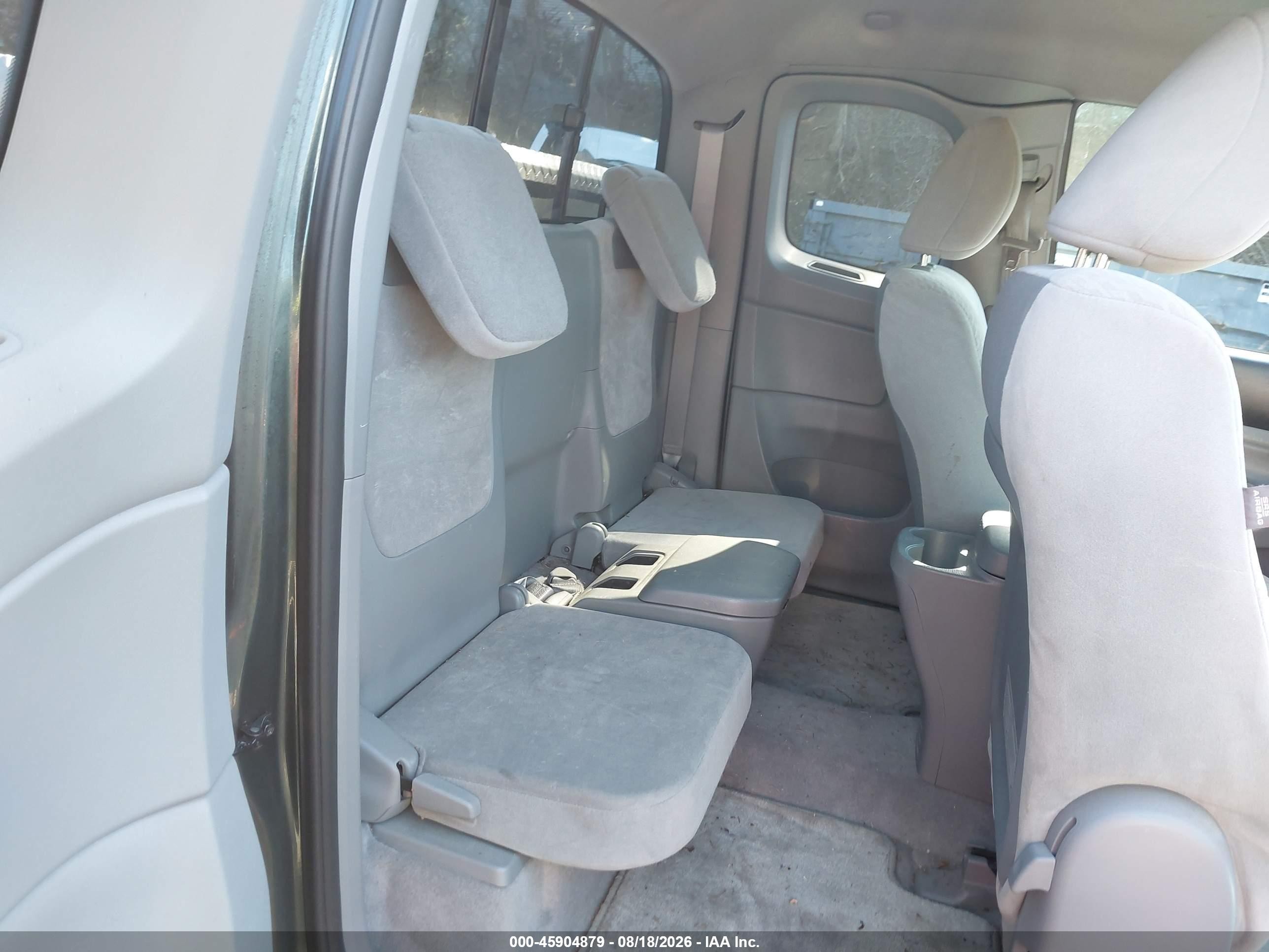 2011 Toyota Tacoma   Green vin: 5TFUX4EN2BX003923