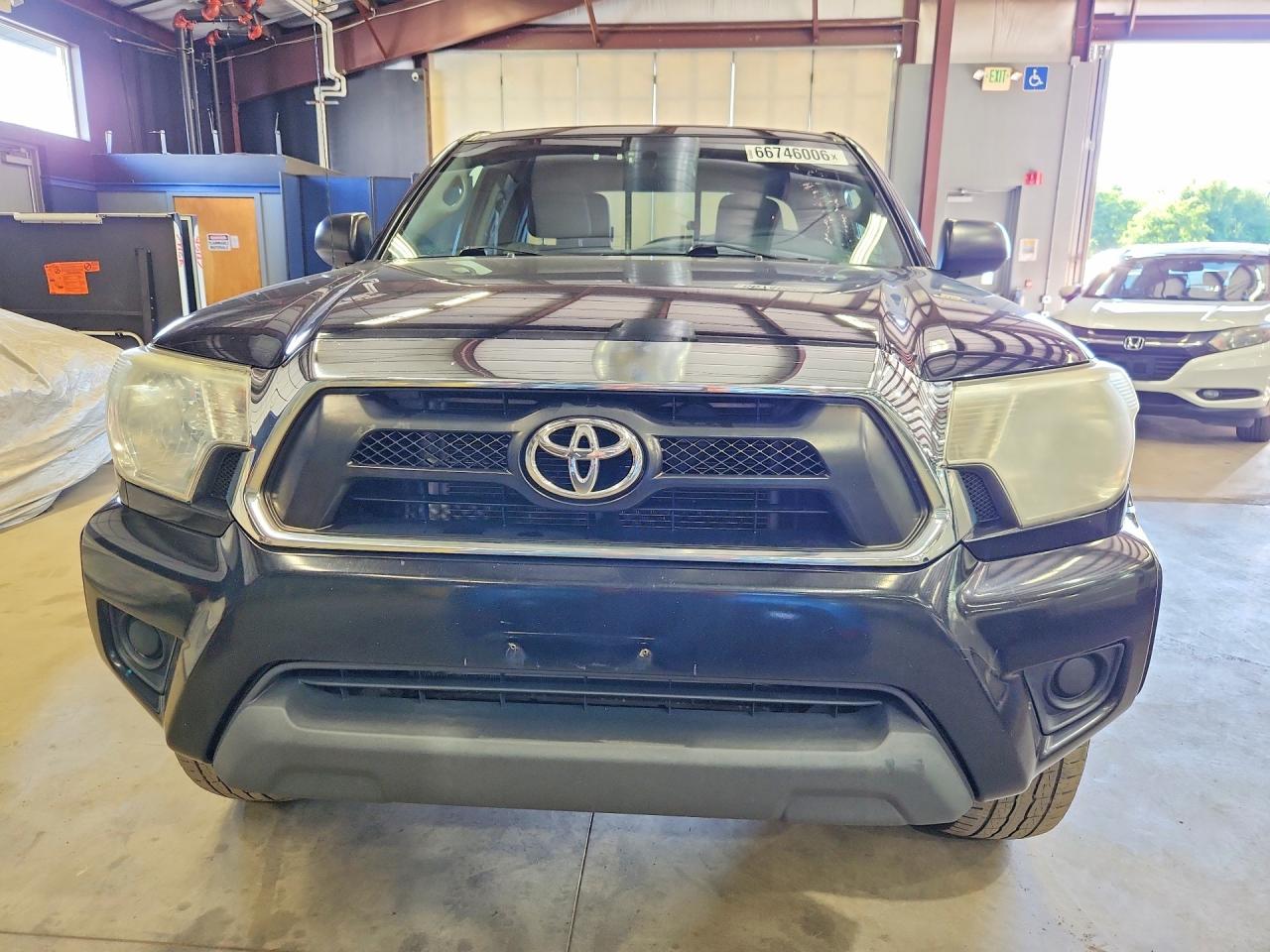 2014 Toyota Tacoma Base Black vin: 5TFUX4EN2EX025585
