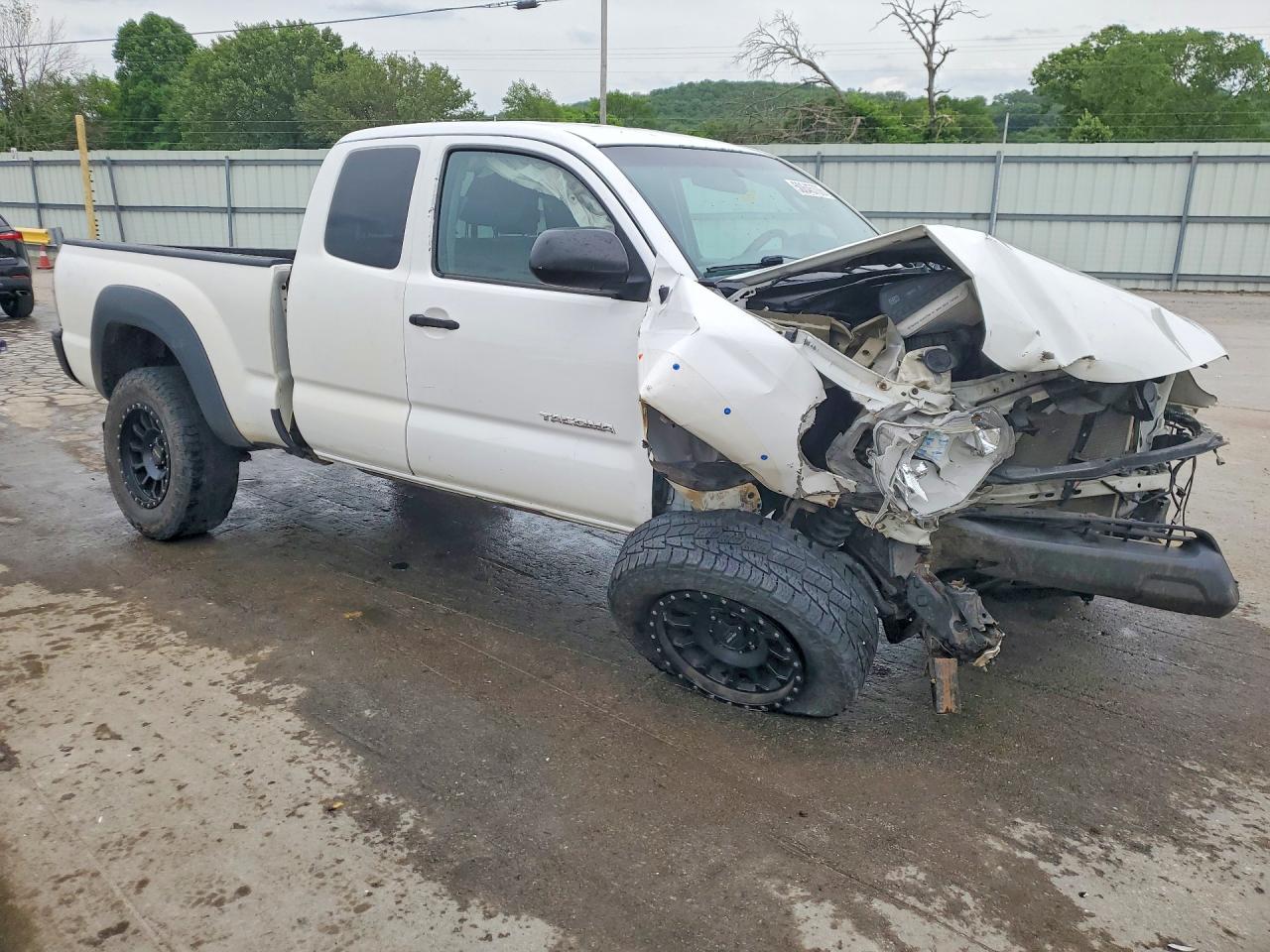 2014 Toyota Tacoma Access Cab White vin: 5TFUX4EN3EX024641