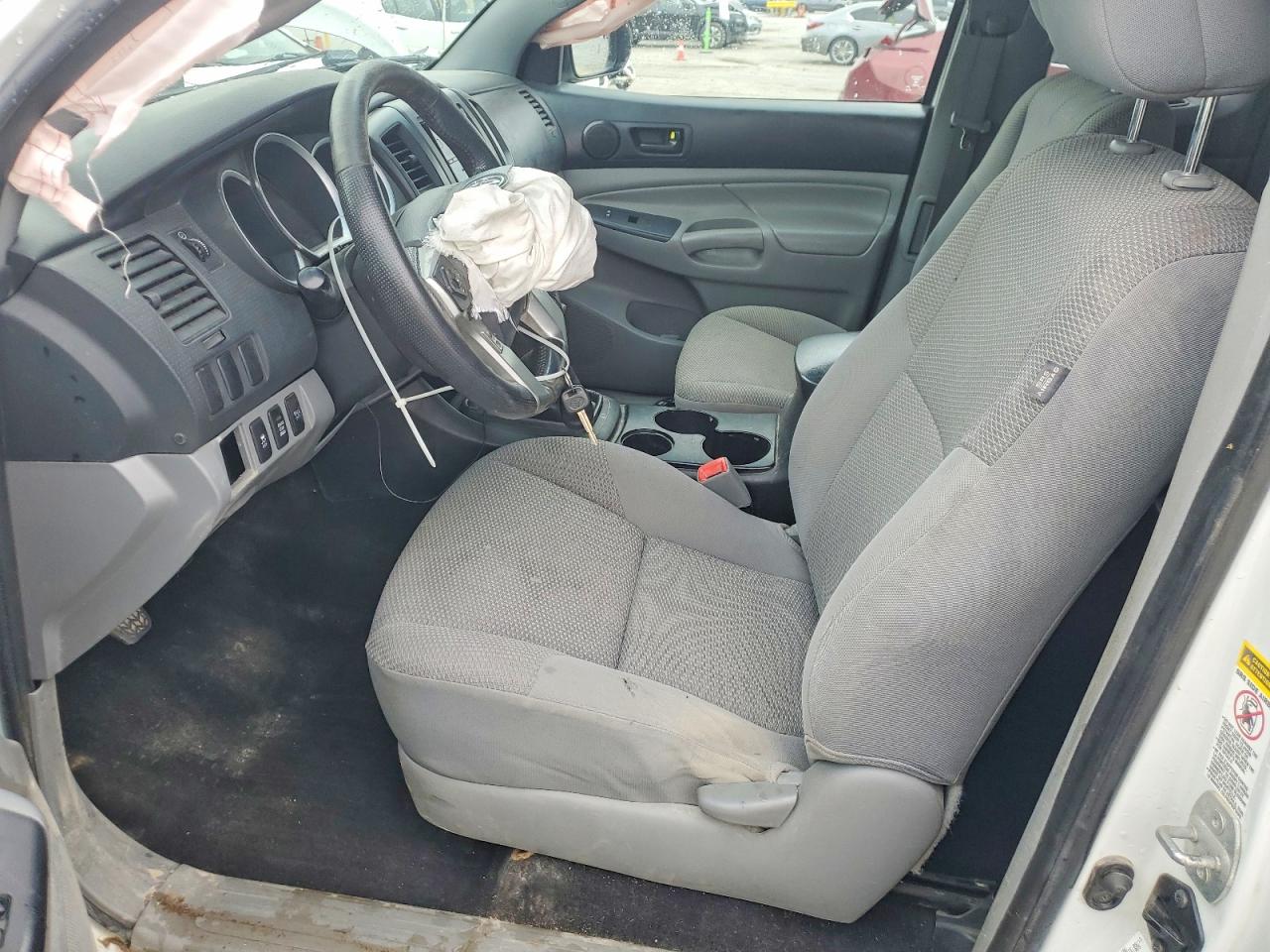 2014 Toyota Tacoma Access Cab White vin: 5TFUX4EN3EX024641