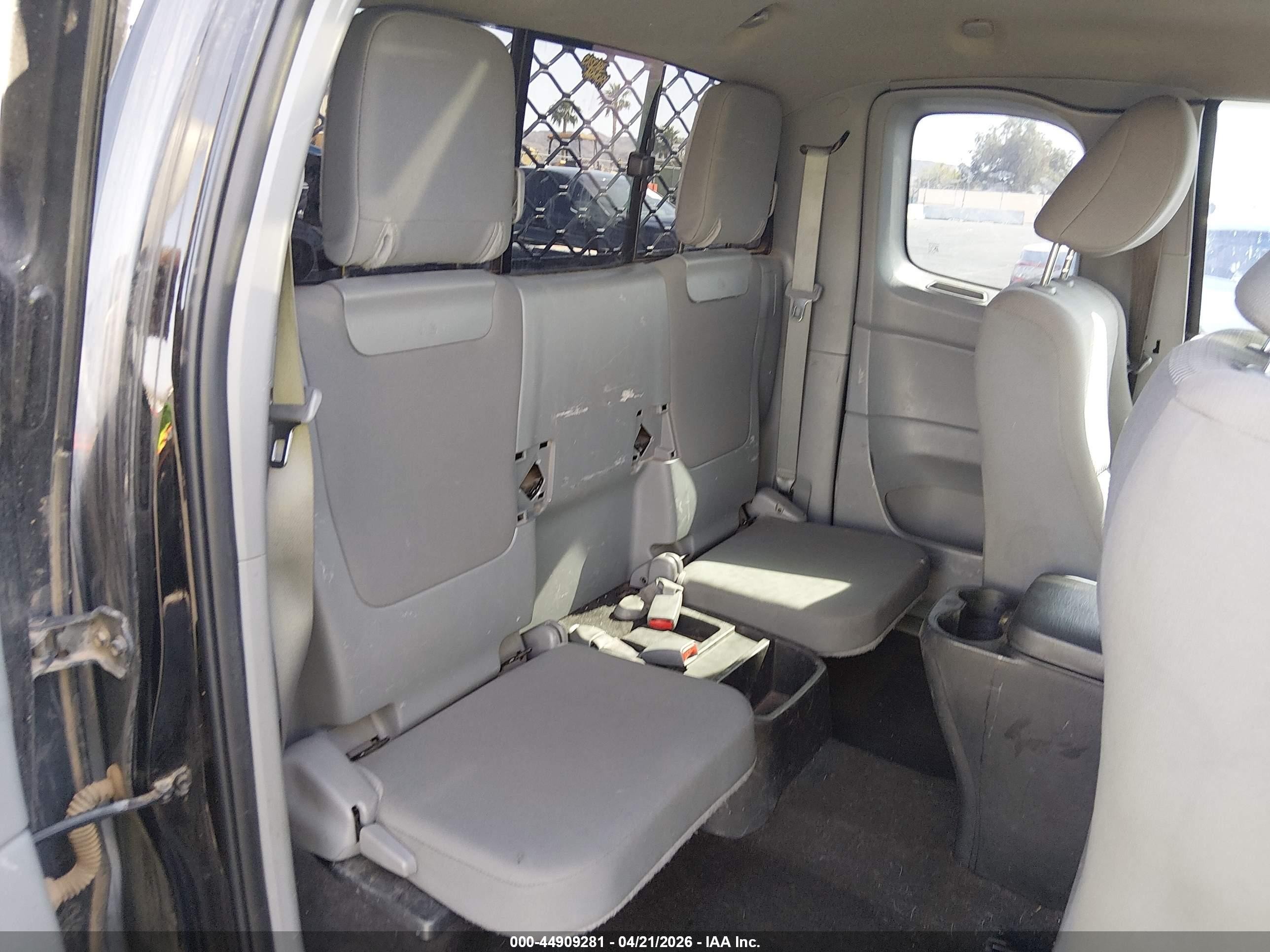 2014 Toyota Tacoma   Black vin: 5TFUX4EN3EX025790