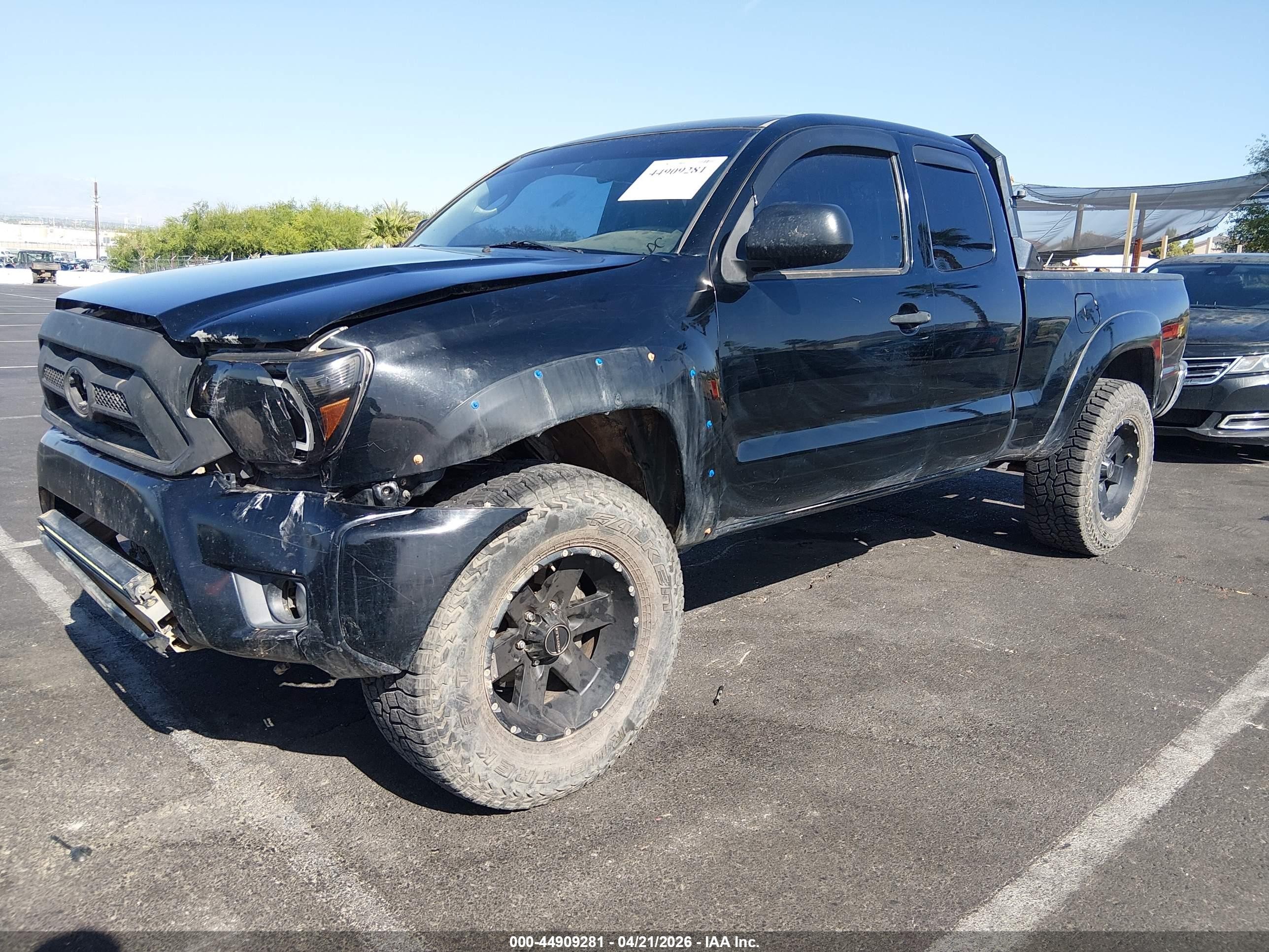 2014 Toyota Tacoma   Black vin: 5TFUX4EN3EX025790