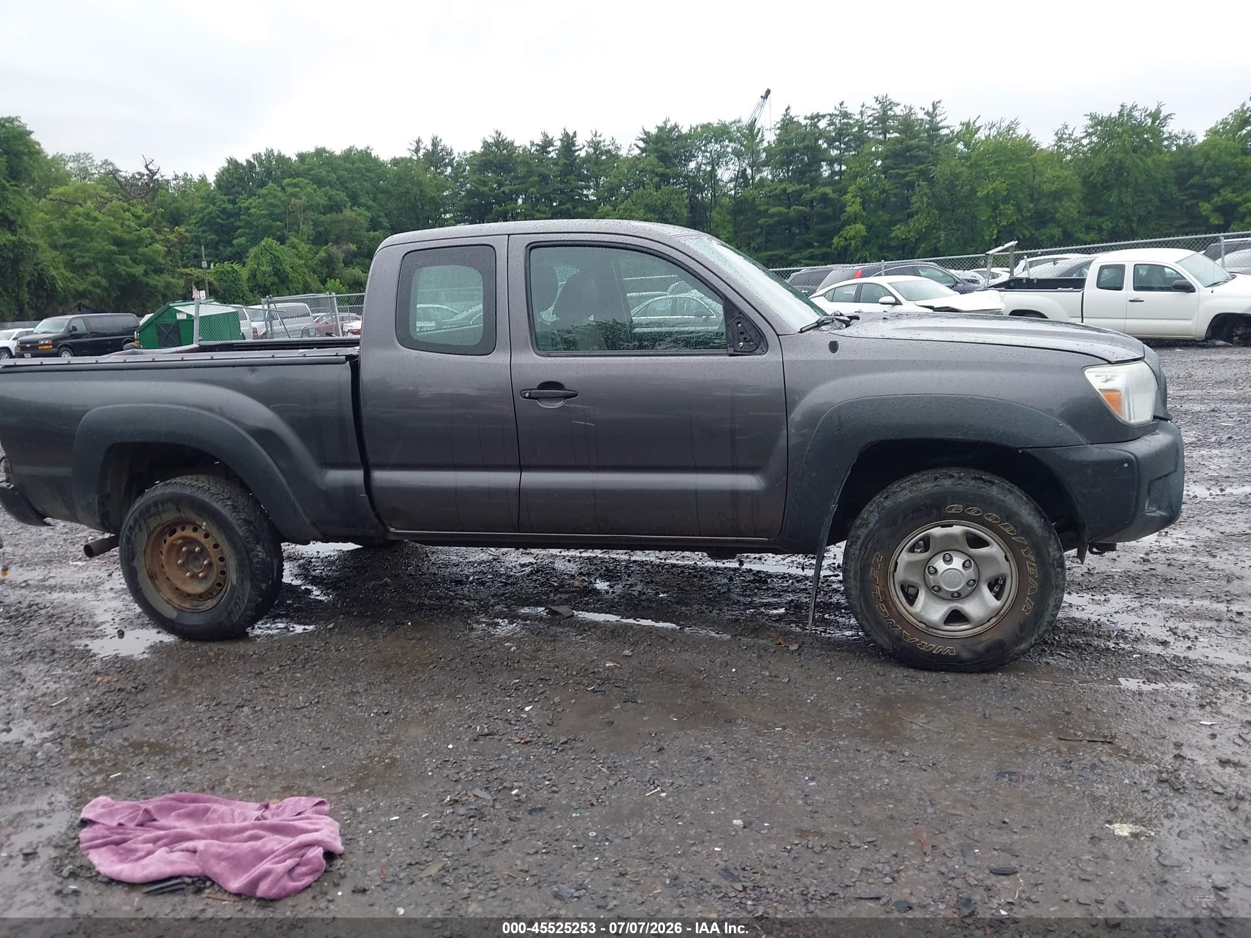 2015 Toyota Tacoma   Gray vin: 5TFUX4EN3FX032904