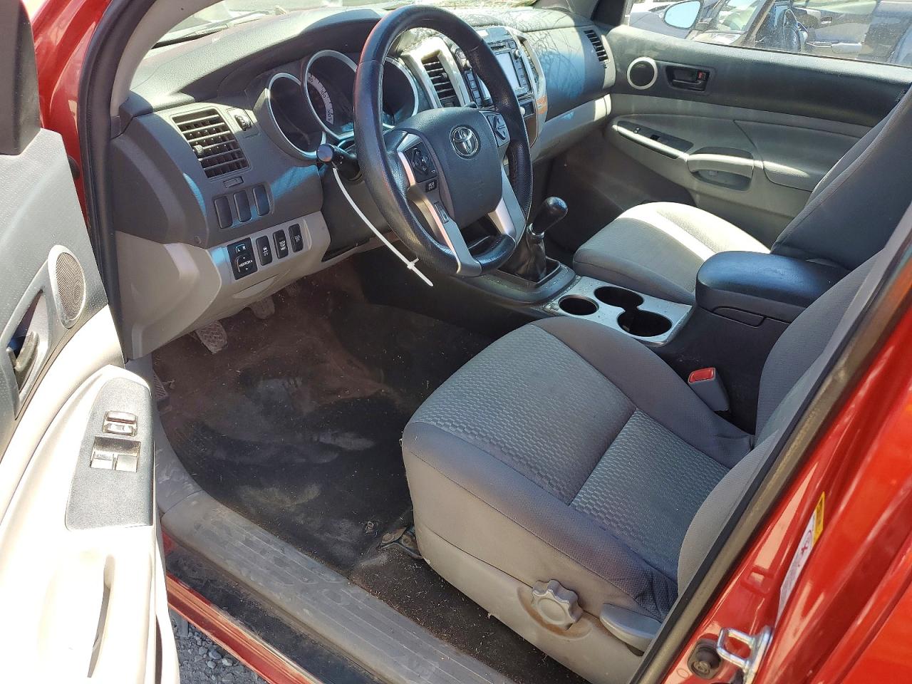 2015 Toyota Tacoma Access Cab Красный vin: 5TFUX4EN3FX037729